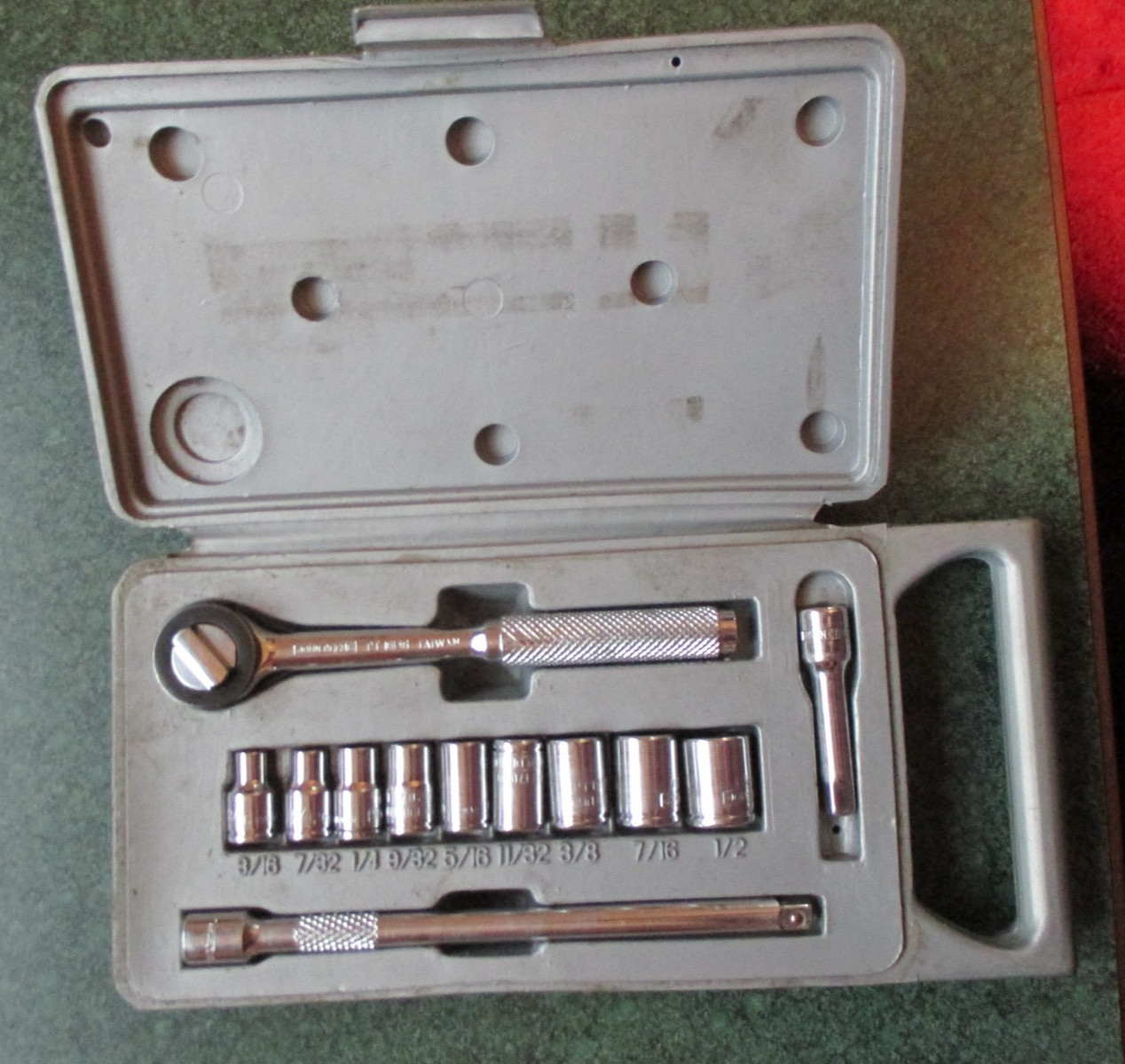 John Deere 12-Piece 1/4” Drive SAE Socket Set in Case