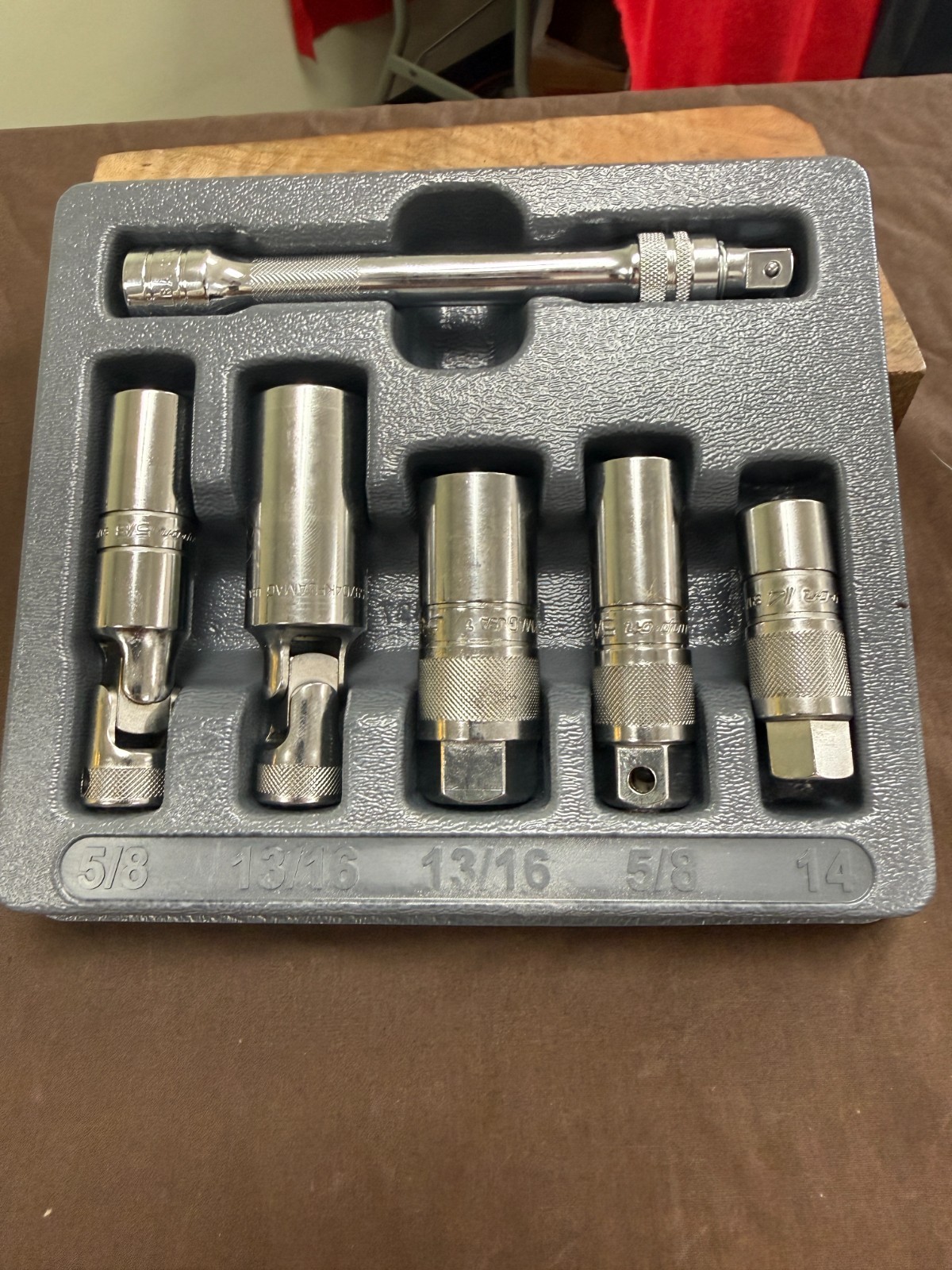 Snap On USA 6 Piece 3/8″ Drive Essential Spark Plug Socket Set 206ESSPKPLG NICE