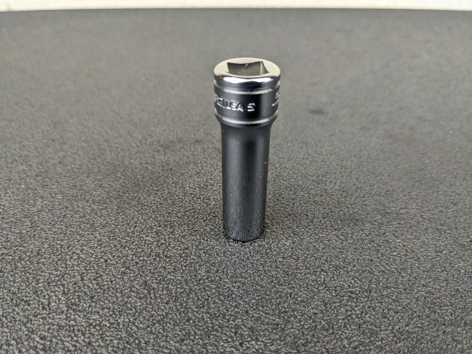 #av457 Snap-On Tools NEW 3/8″ Drive 3/8″ Deep Well Socket 12 Point SF121