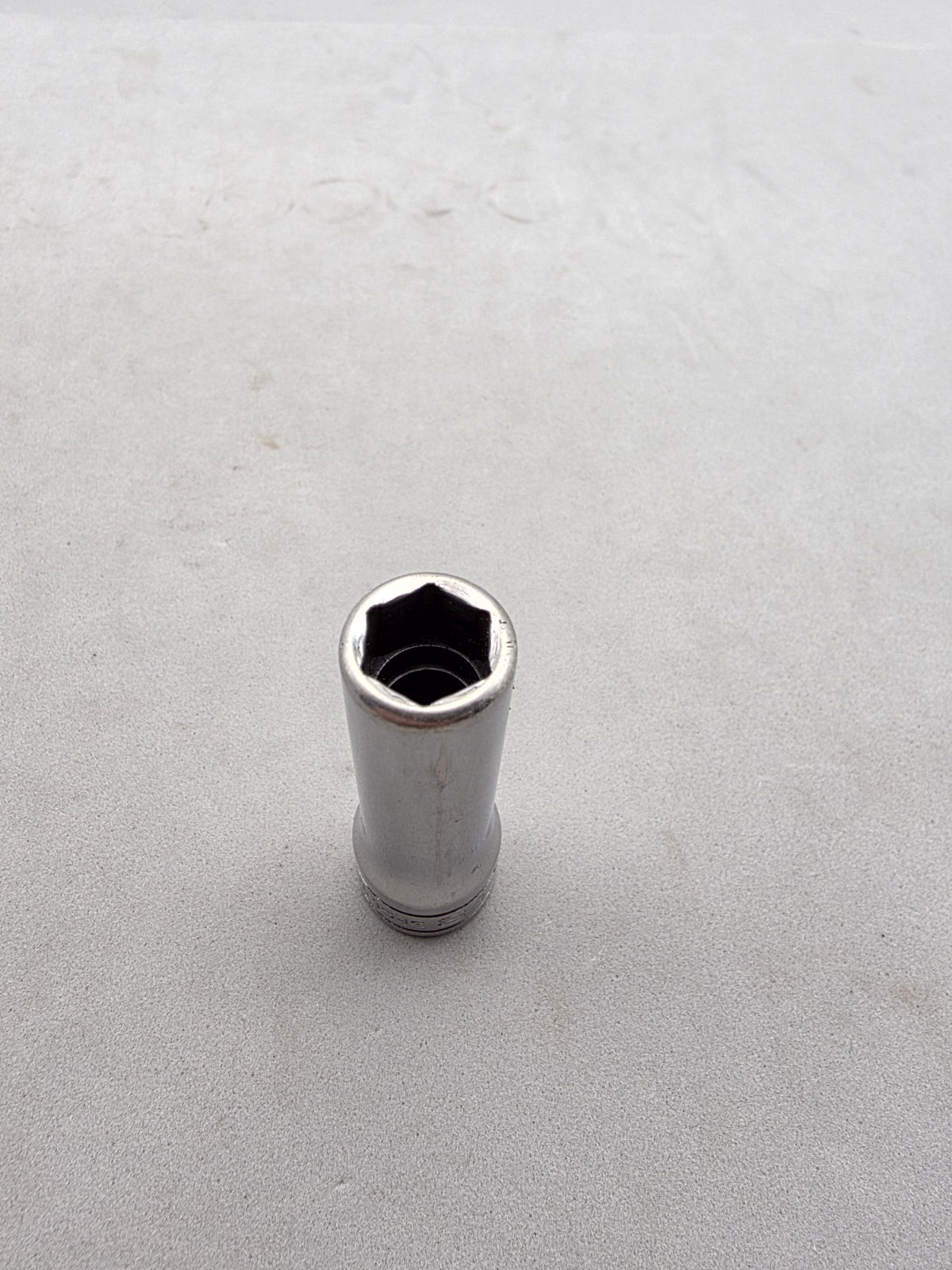 Snap On Tools 3/8″ Drive 3/8″ 6PT SAE Deep Chrome Socket SFS121 USA
