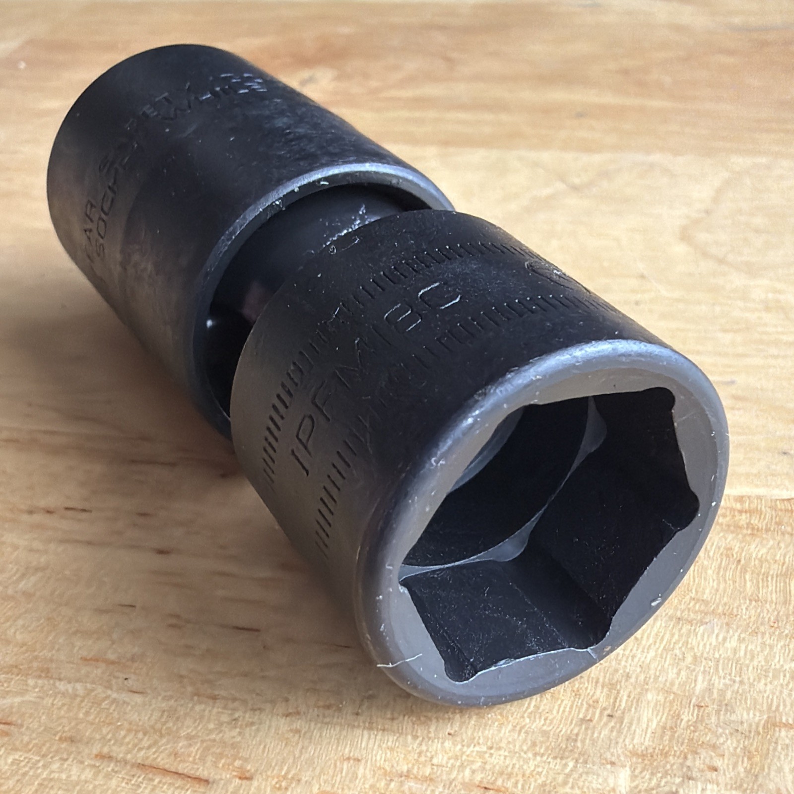 Snap On Tools 18mm Universal Swivel Impact Socket 3/8″ Drive IPFM18C NEW 2026