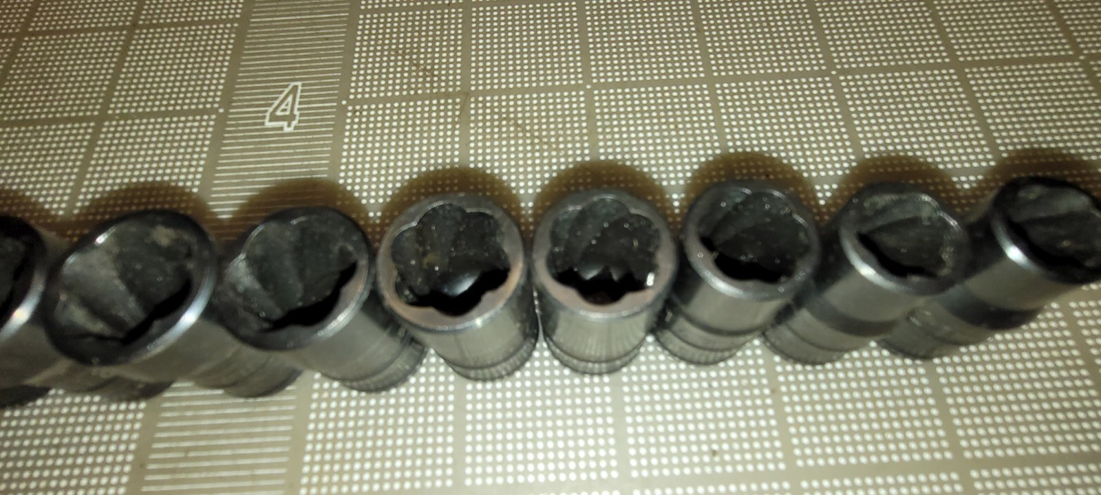 TFSY 13 pc 3/8″ Drive Metric / SAE Shallow Twist Impact Socket Set Blue-Point