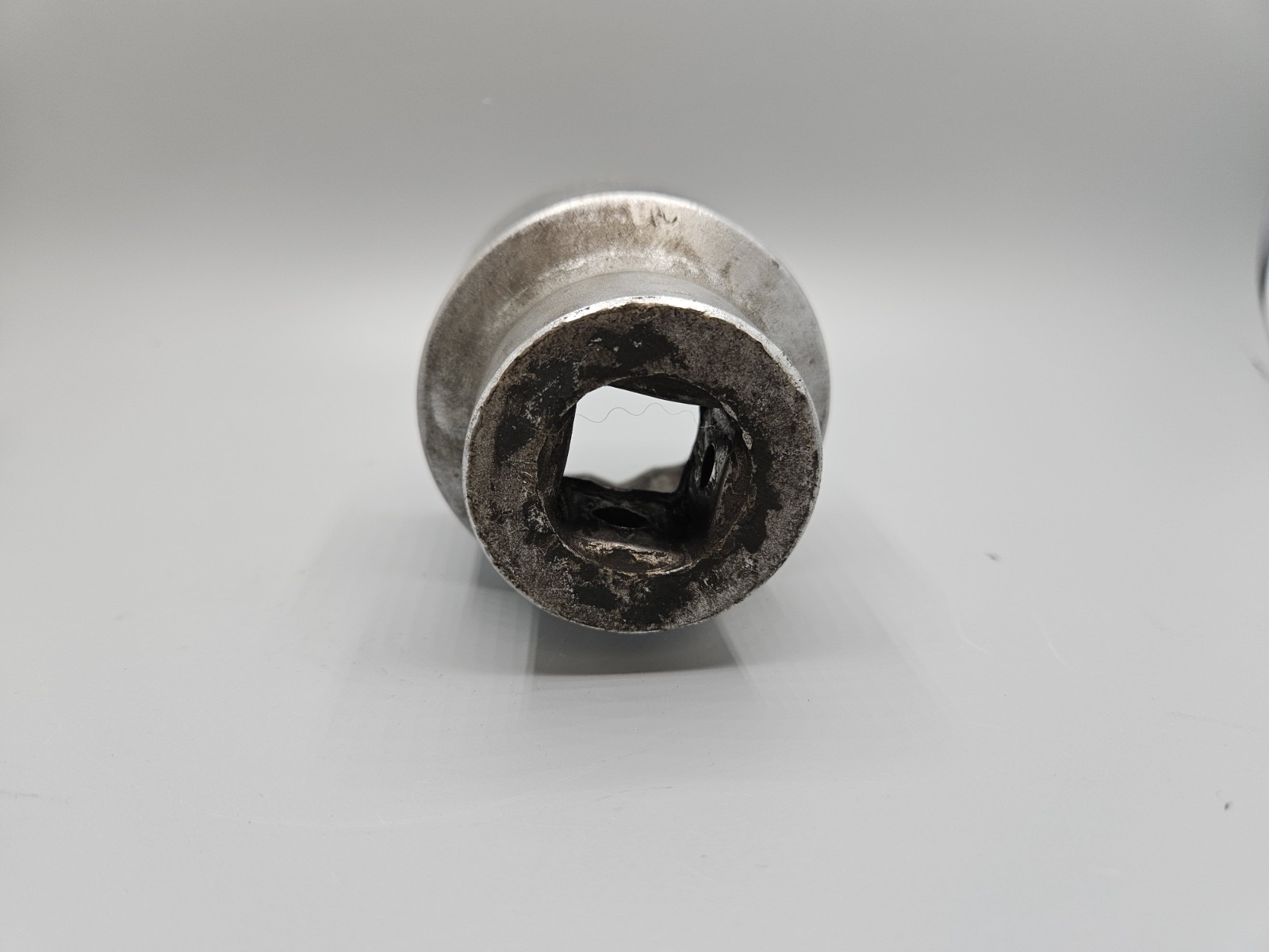 1-13/16 inch CR-V (Chrome Vanadium) heavy-duty socket
