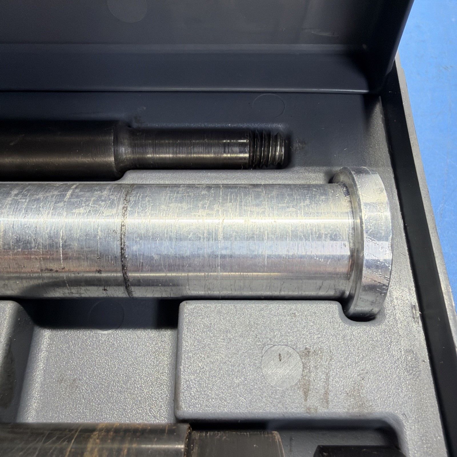 Lisle 65600 Broken Spark Plug Remover Tool Kit Ford 3 Valve – Incomplete Set