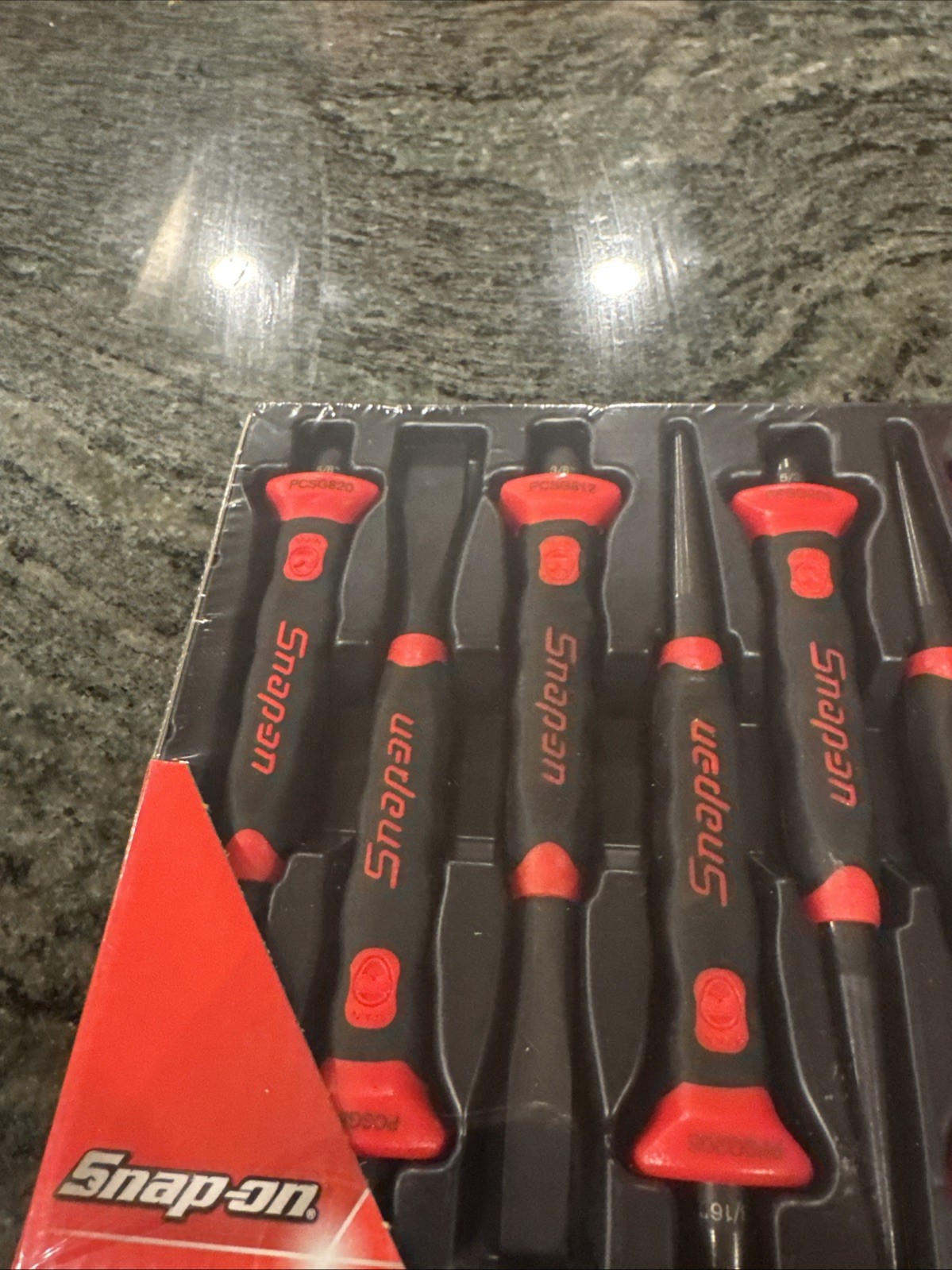 Snap On ppcsg710 10pc soft grip punch and chisel set red sealed