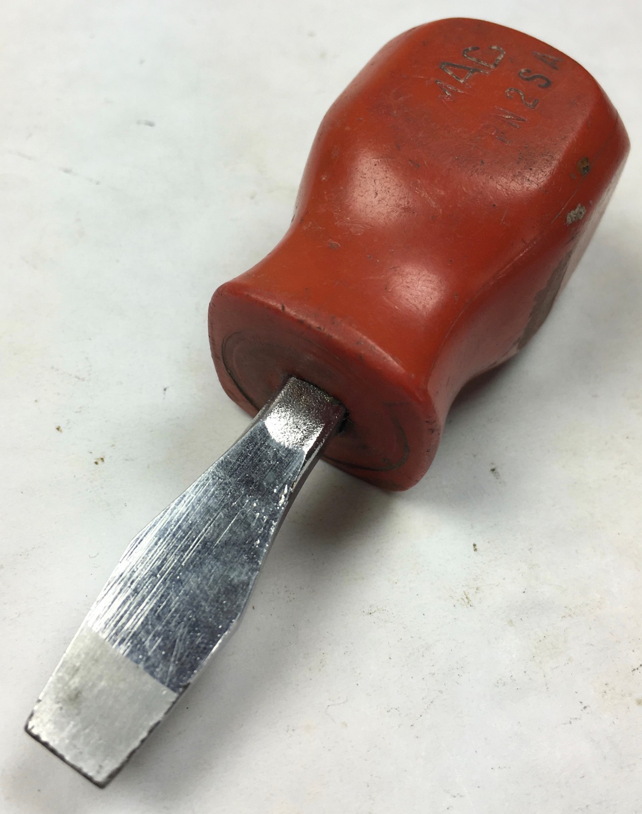 MAC Tools PN2SA RED Hard Handle Stubby Slotted Flat Tip Head Screwdriver U.S.A.