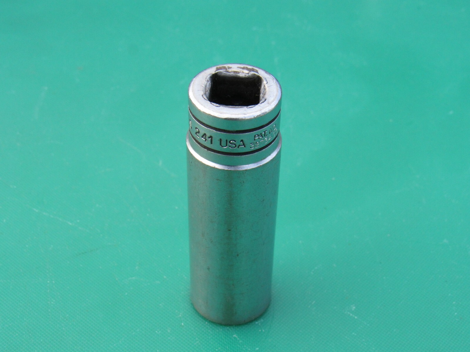 SNAP ON 3/4″ S241 1/2″ DRIVE SAE 12 POINT DEEP CHROME SOCKET 3/4 IN S 241 USED