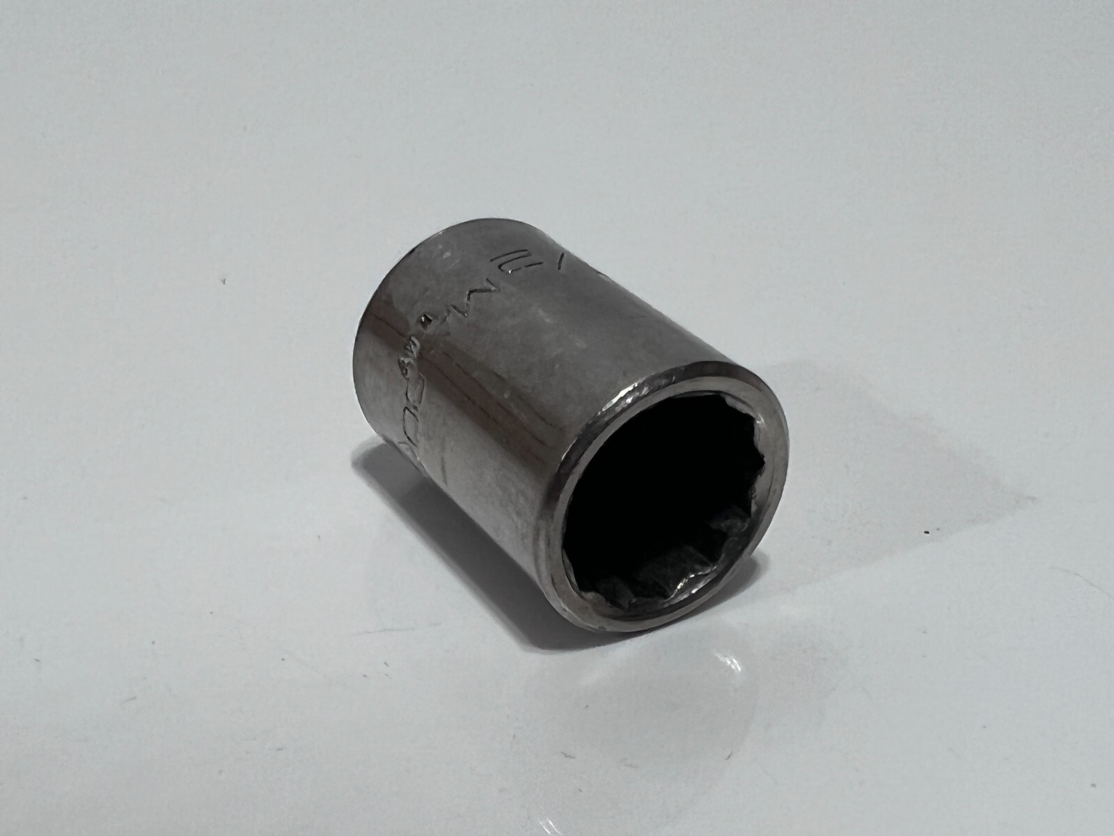 Matco Tools USA B162 SAE 1/2″ Shallow Chrome Socket – 3/8 Drive – 12 Point