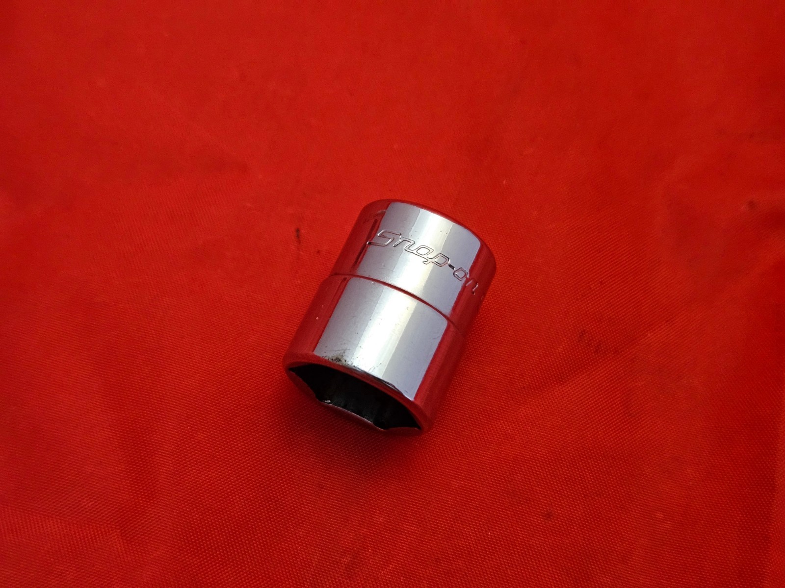 New Logo Snap-on TM18 1/4″ Drive 9/16″ 6 Point Shallow Socket USA SAE 3K