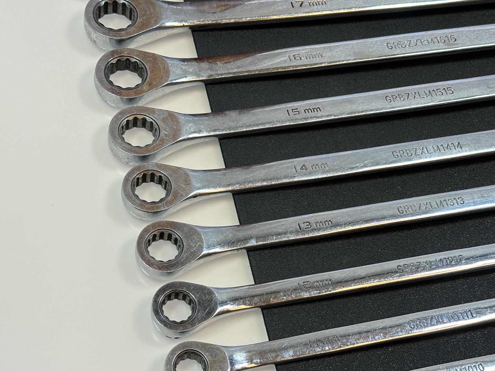 Matco Tools GRBZXLM 10pc Extra Long Metric 10mm-19mm Ratcheting Box Wrench Set