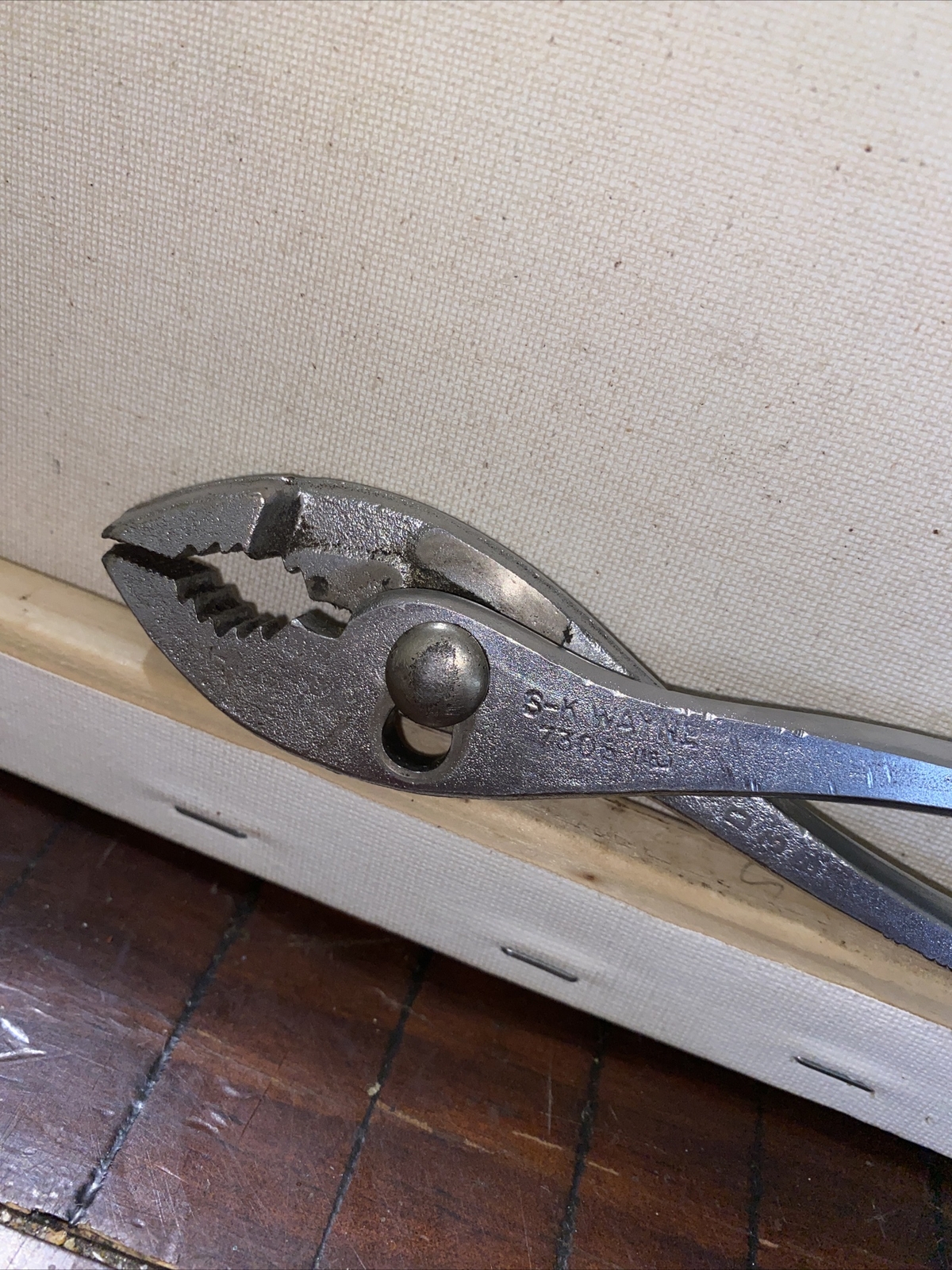 Vintage SK Wayne Slip Joint Pliers 6.5″ 7306 USA SK107