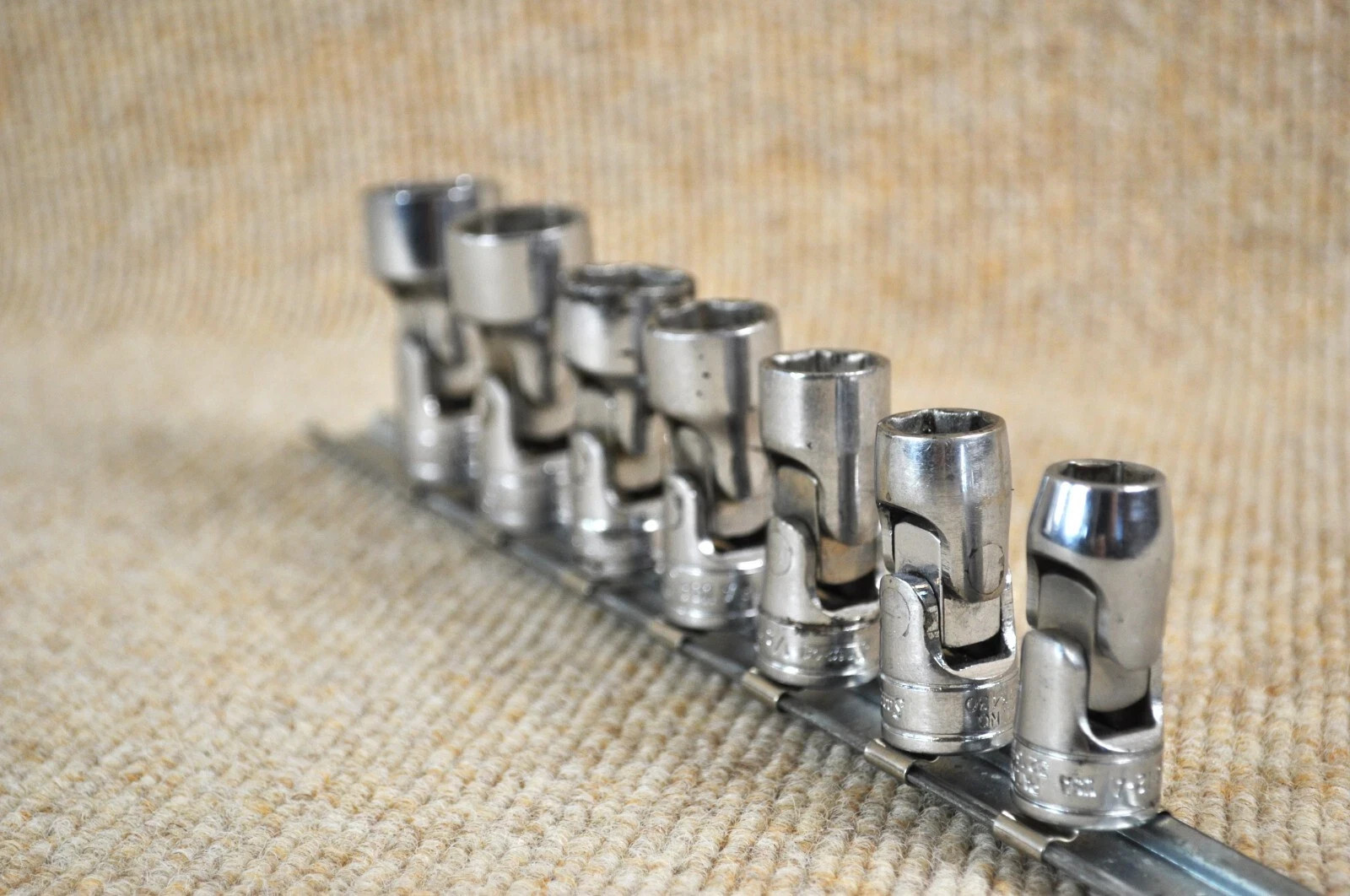 Snap-On FS12A-FS24 SAE 7pc Swivel Socket Set, 3/8″-3/4″ 6 Point, 3/8″ Drive, USA