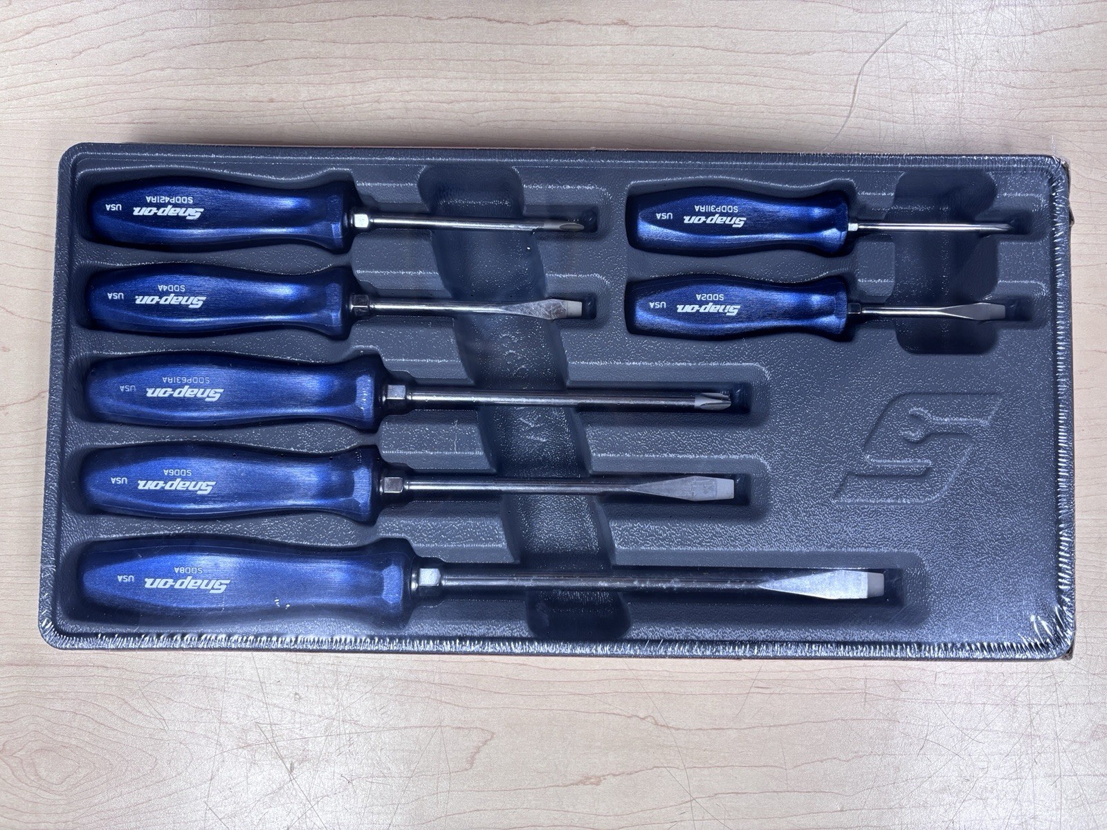 Snap-on SDDX70AMB 7 Piece Combination Screwdriver Set Metallic Blue NEW SEALED