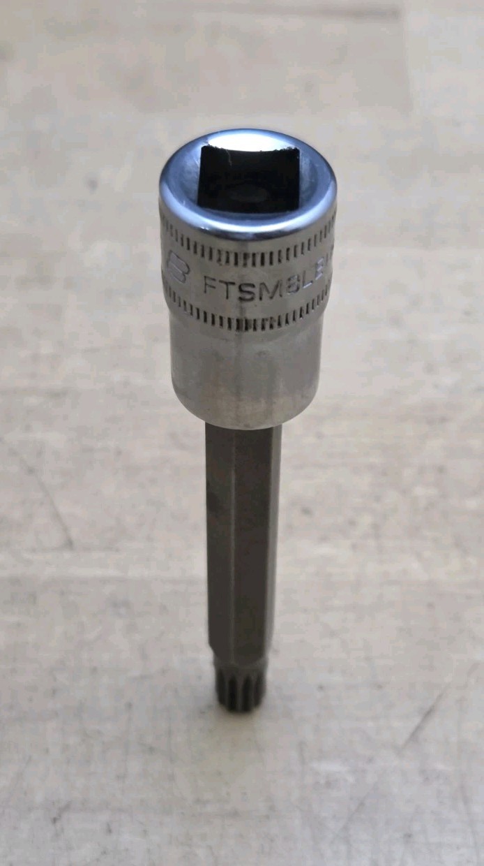 Snap On FTSM8LE – 3/8″ Drive 8mm Triple Square Hex Bit Long Socket Driver