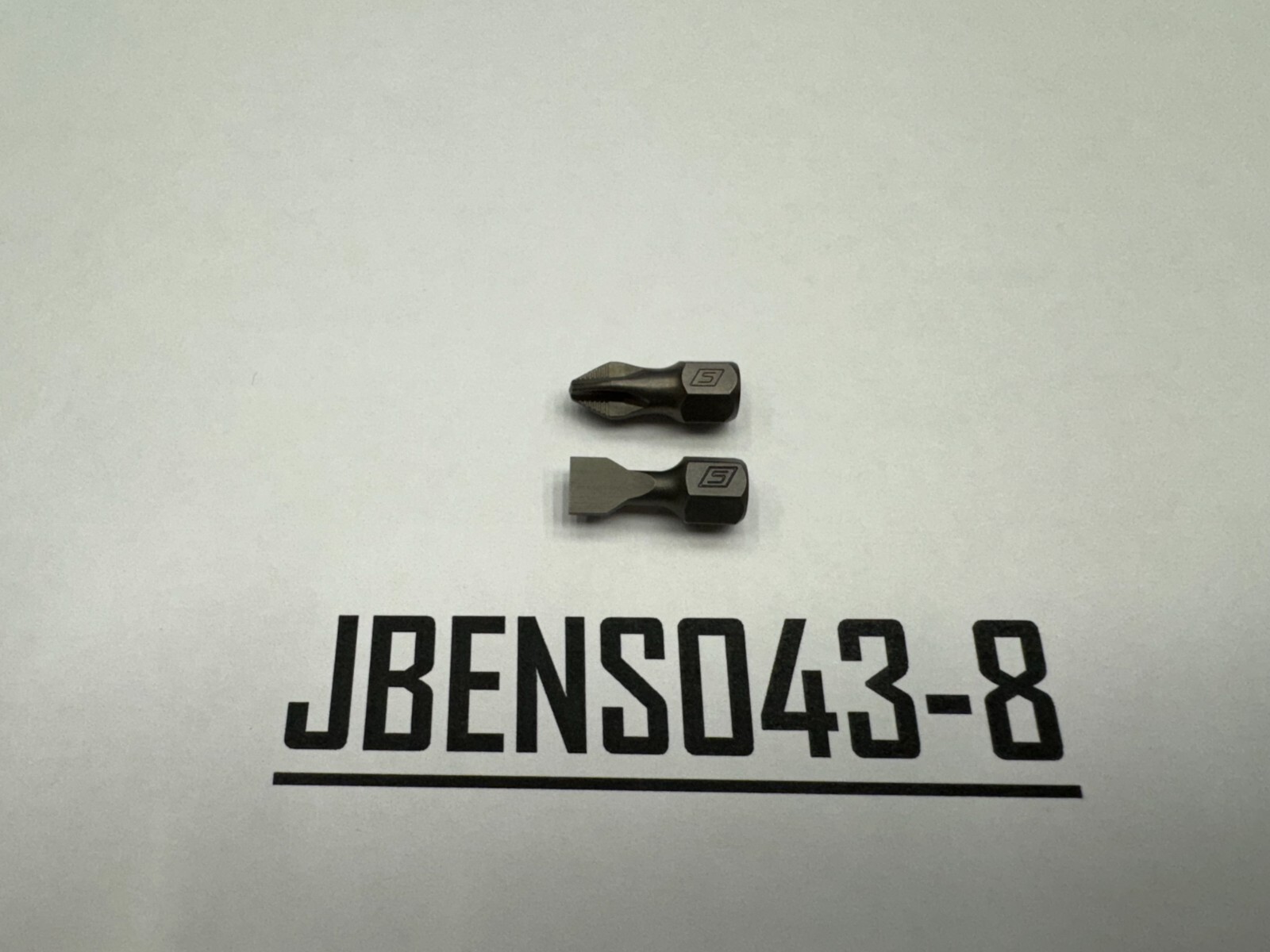 Snap-on Tools NEW 2pc 1/4″ Hex Phillips & Flat Head Stubby Low Profile Bit Set