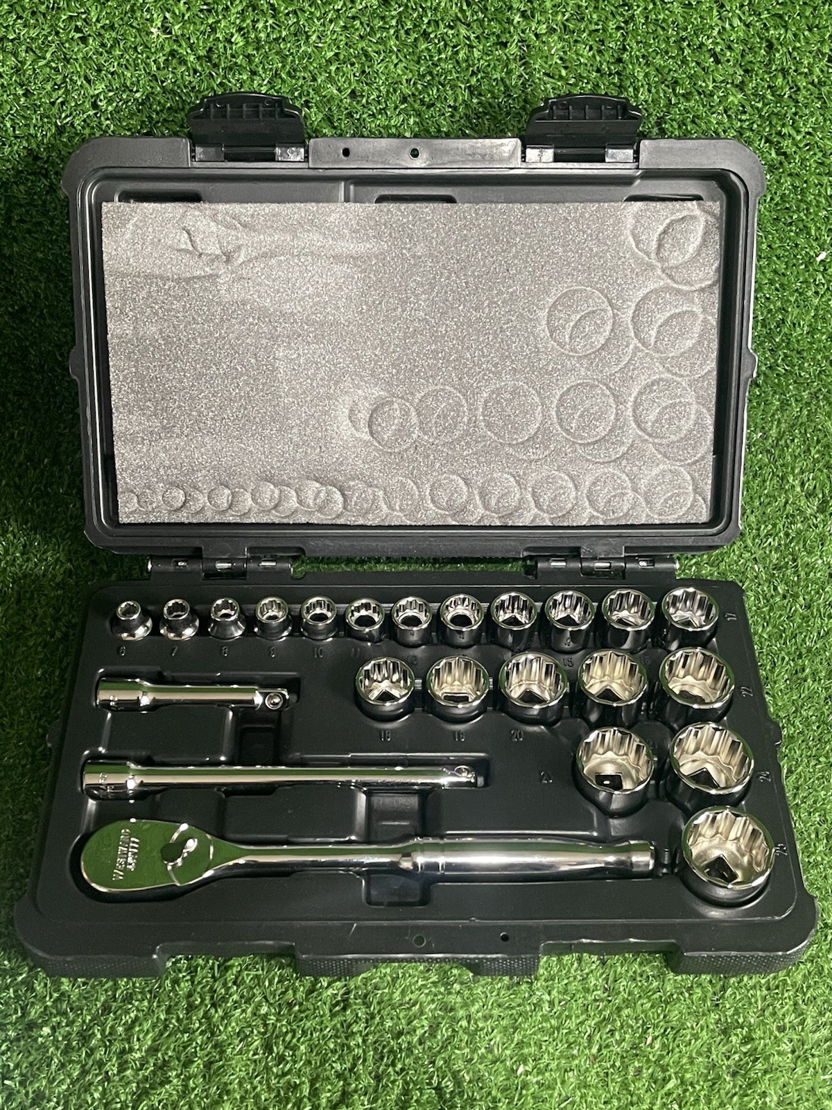 *New* Westward 23 Piece 3/8” Drive Metric Socket Set