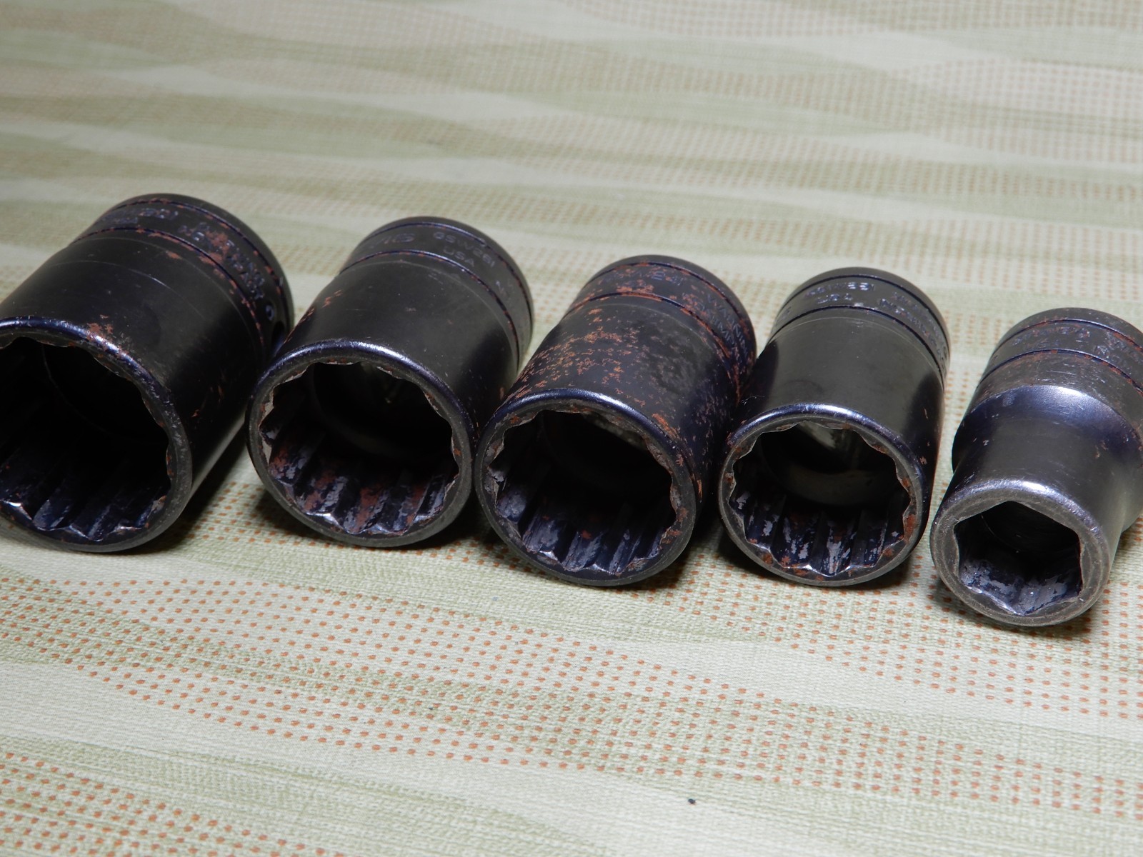 Snap-On Impact Sockets 15/16, 13/16, 3/4, 11/16, & 1/2 (5) Great Condition VX