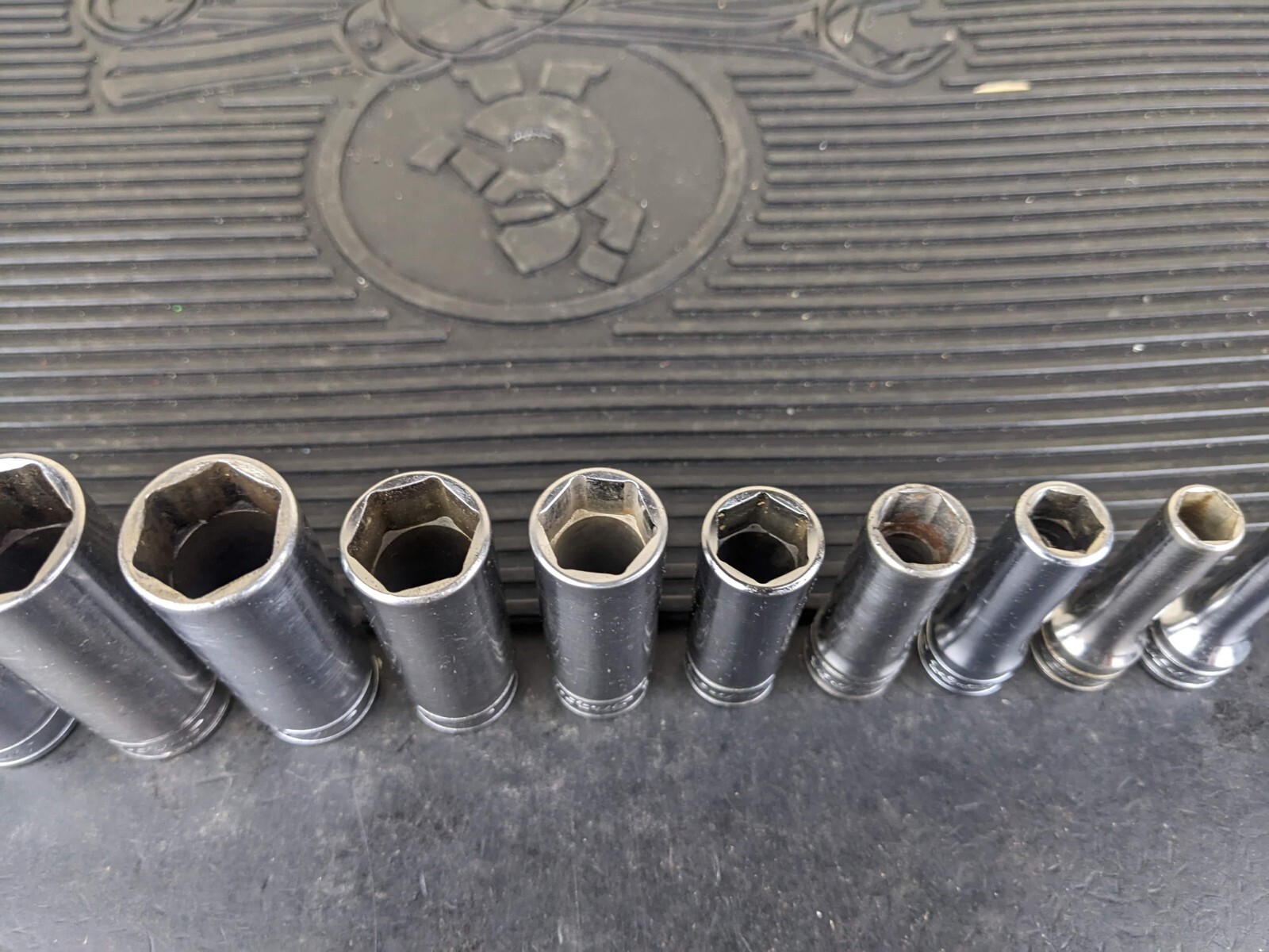 #bg225 Snap on Tools 211SFSY 3/8″ Drive Deep Chrome Socket Set Socket Set