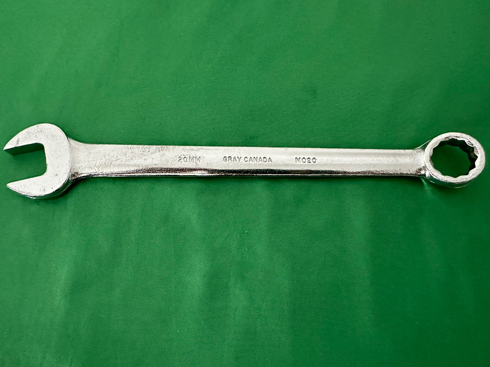 GRAY Canada 20mm 12 Point Combination Wrench Tool M020