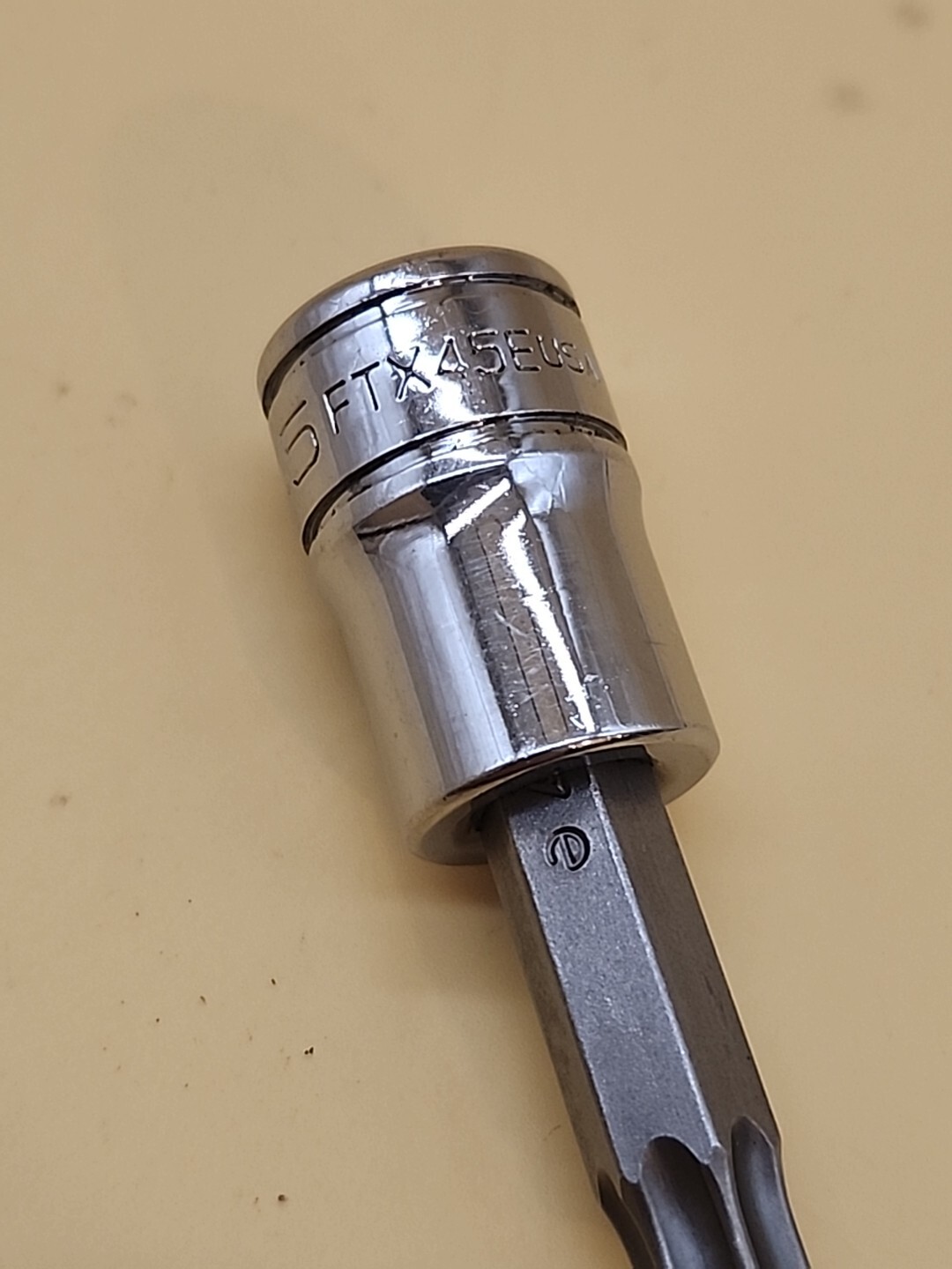 Snap-on Tools 3/8″ Drive T45 Standard Torx Bit Chrome Socket FTX45E USA