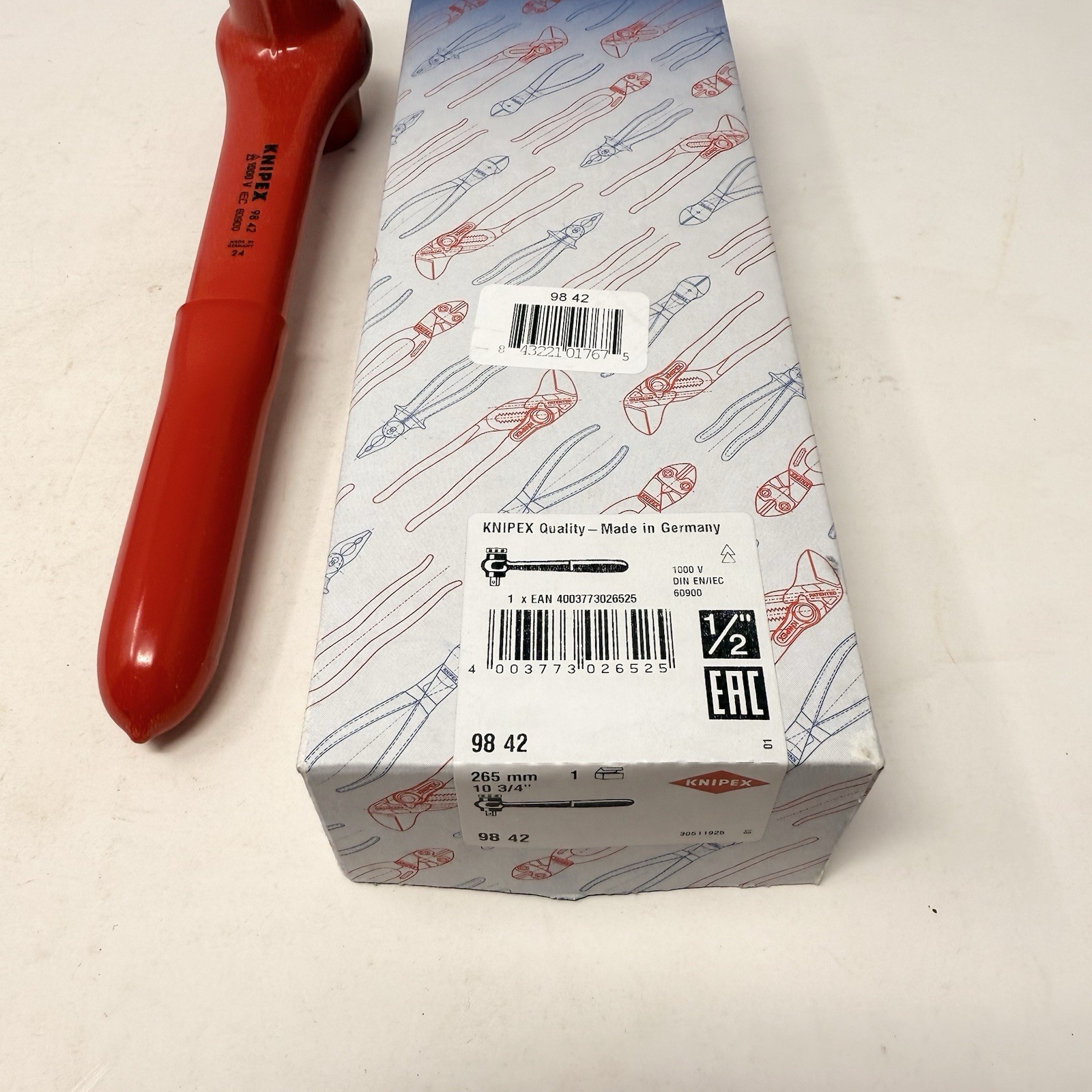 Knipex 98 42, 10 3/4″ Reversible Ratchet, 265mm Drive-1000V Insulated