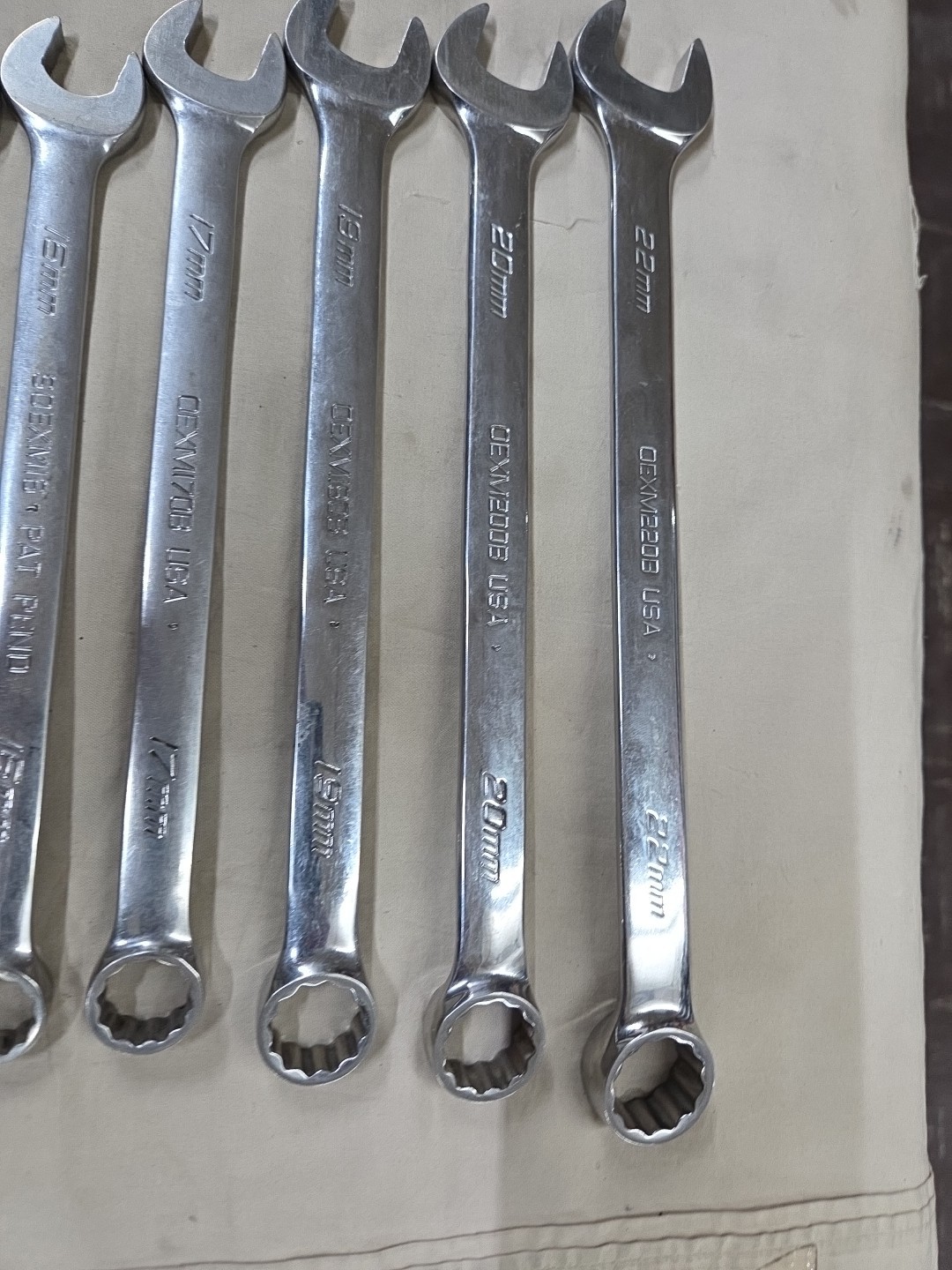Snap-On 10 Piece Metric Wrench Set 10, 11., 12, 14, 15, 16, 17, 19, 20, & 22MM