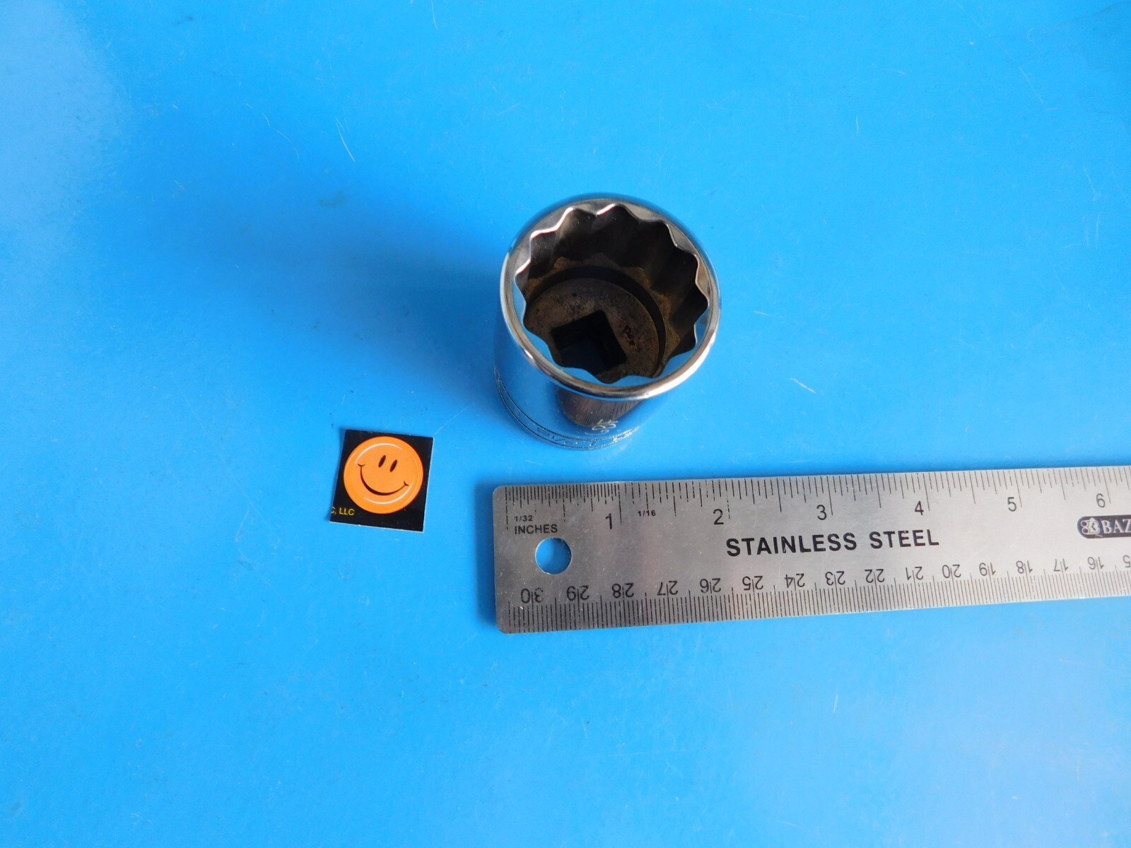 USED,SNAP ON TOOLS (1-3/16 IN.) SHORT 12 POINT SOCKET 1/2 IN. DR. , PART #SW381