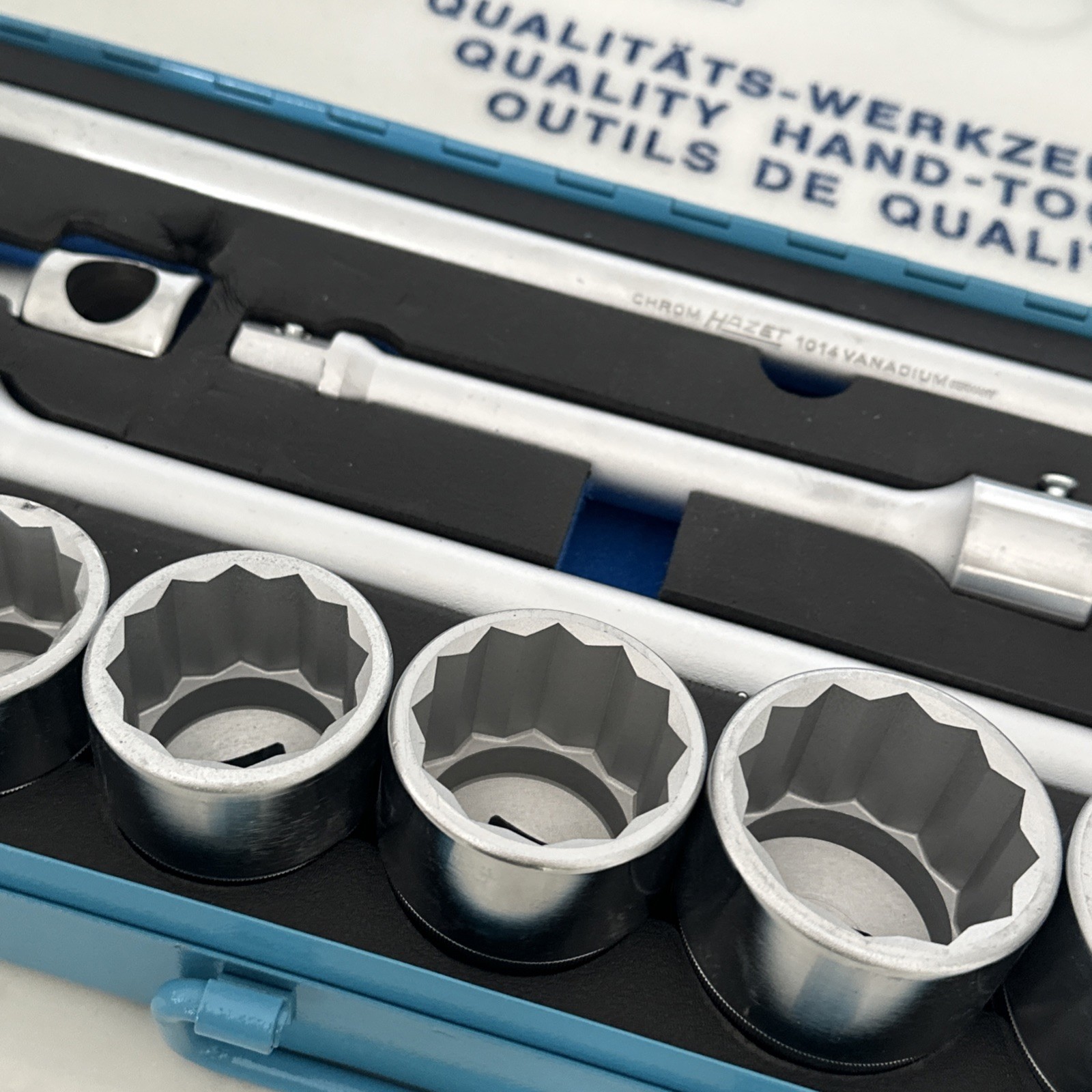 Hazet 1000AZ Socket Set 12 Pt SAE Socket 21 Pc. Set 3/4″ Drive W/ Metal Case New