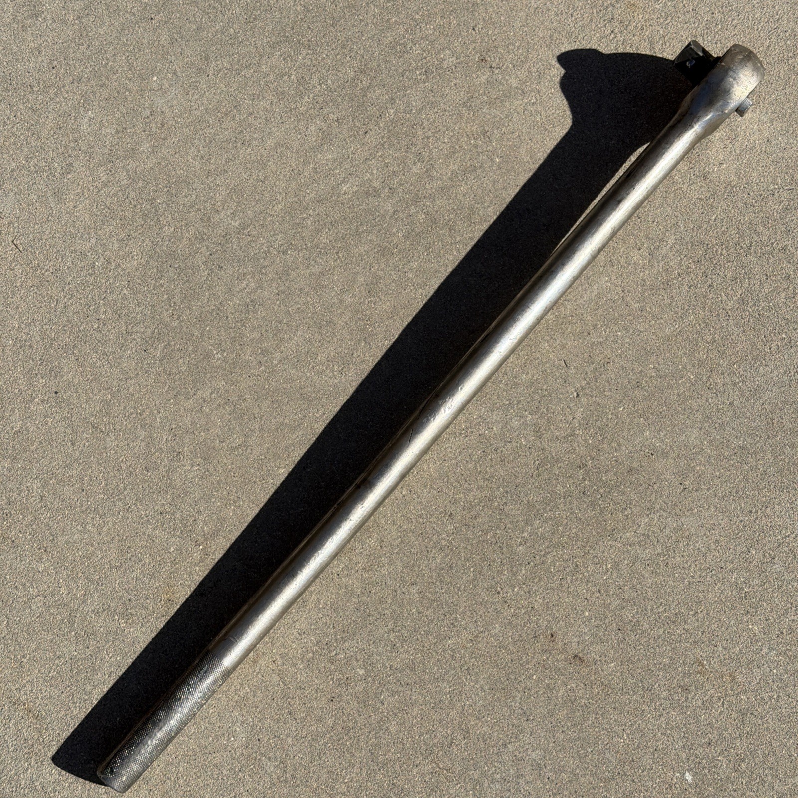 Mac Tools 26″ Long Ratchet 3/4″ Drive Round Head Knurled Handle Z4R Made in USA