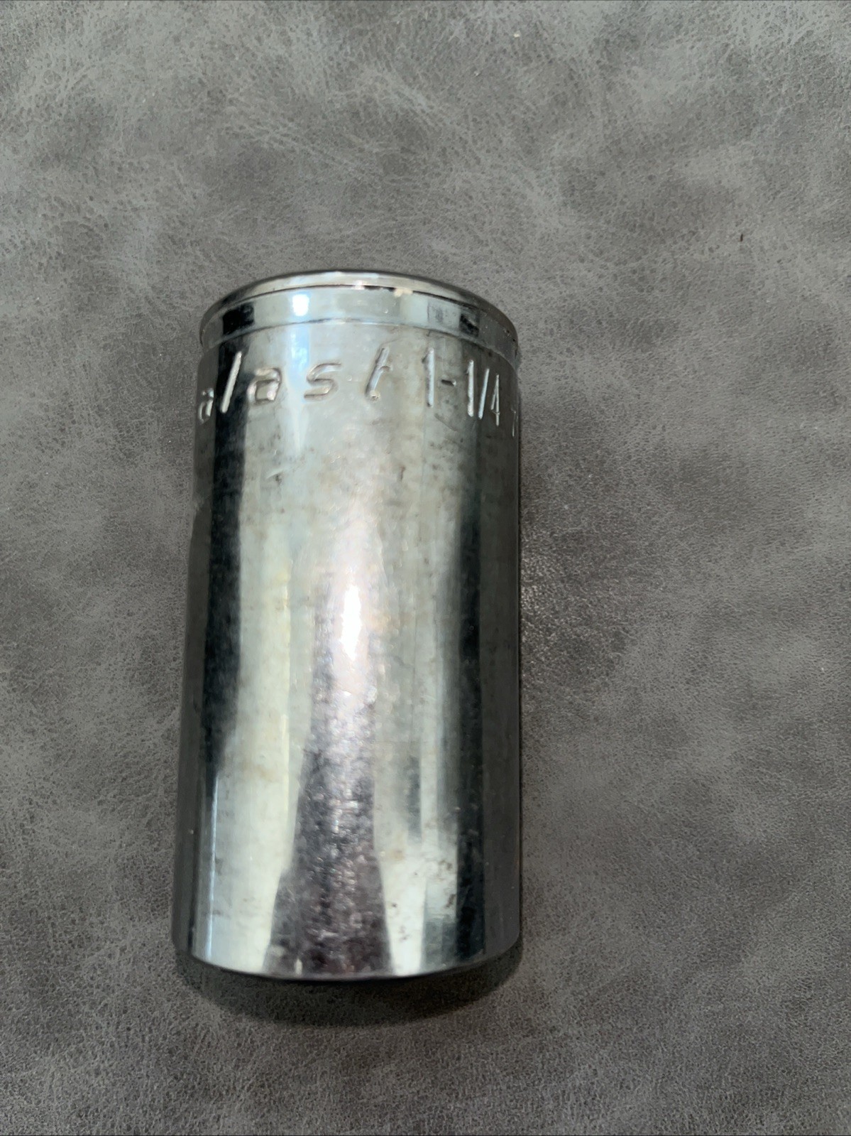Duralast 1 1/4” 75-833 Deep Socket 1/2” Drive Metric 6-Point