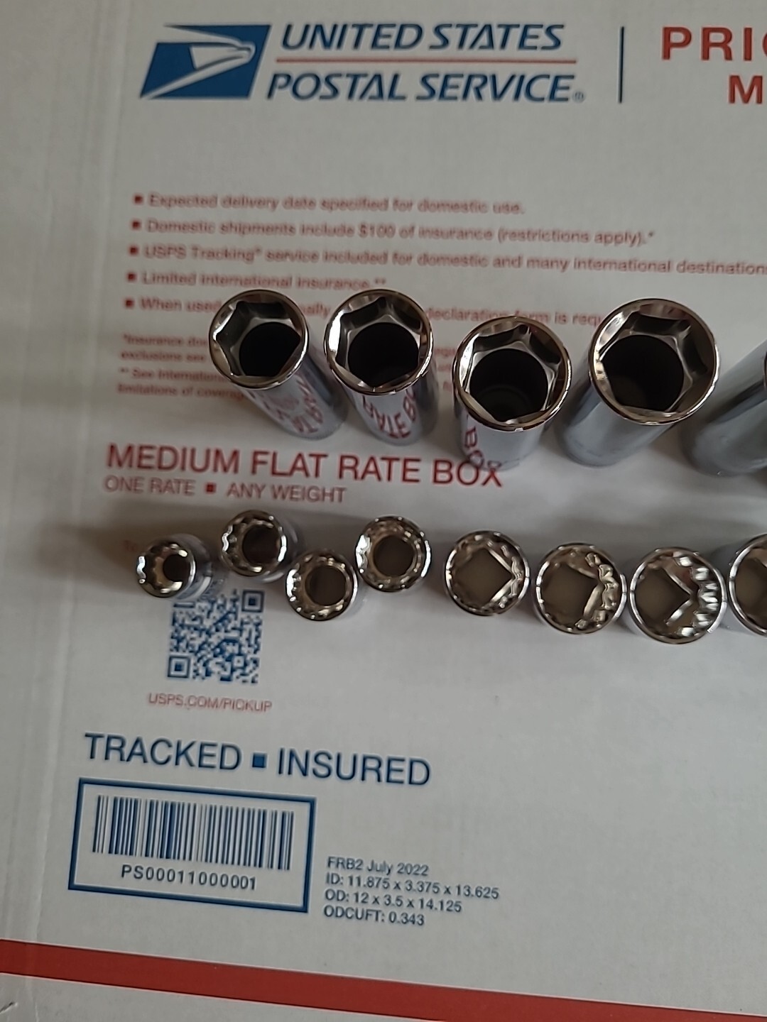 GearWrench 3/8 Metric 12pt And 6pt Point Socket Sets Shallow & Deep 17 pcs.