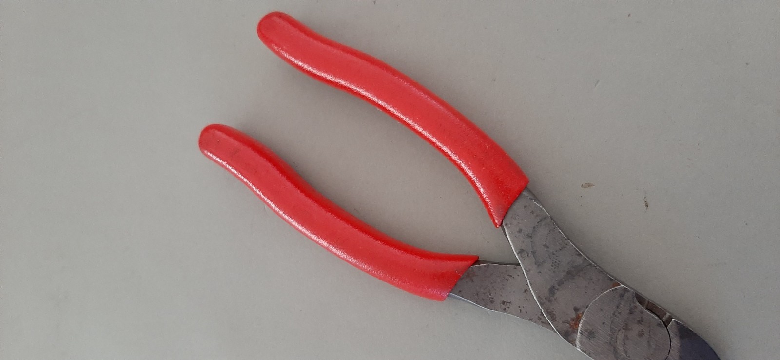 Snap-on Diagonal Wire Cutter Snips Pliers Soft Grip Cushion Throat 87CFCT USA