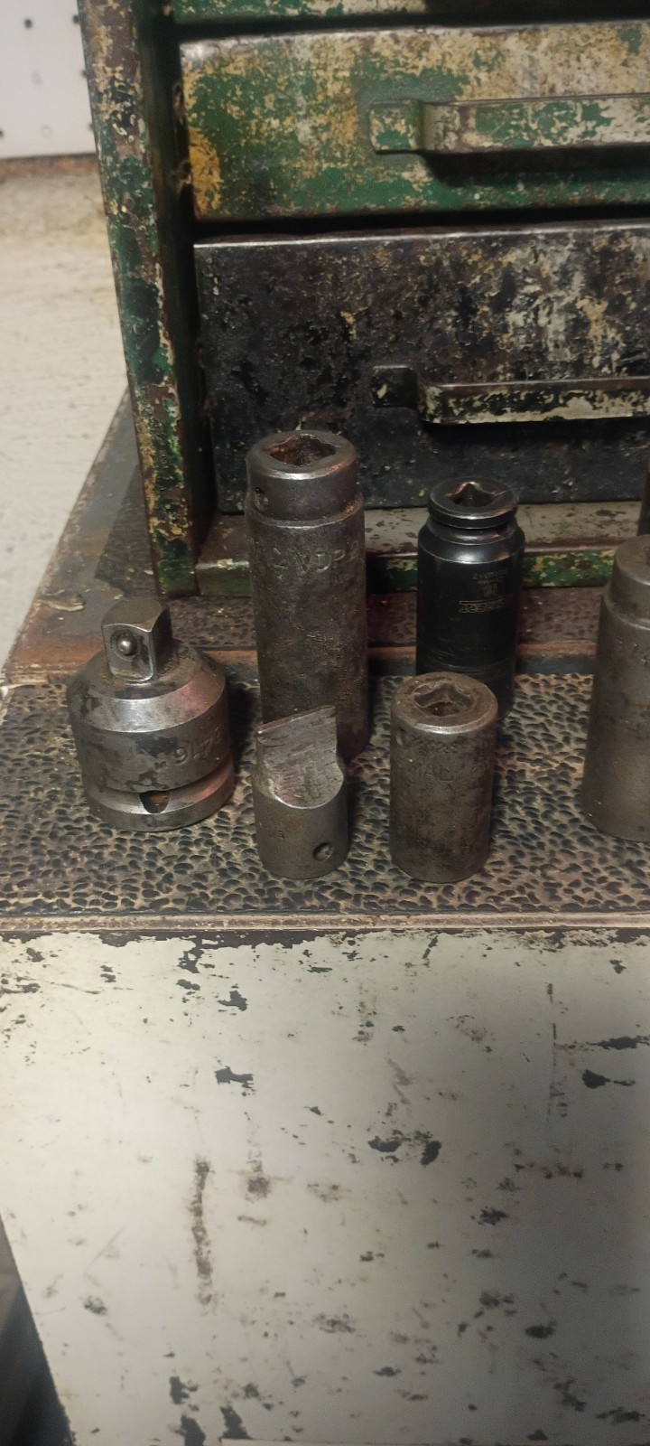 52 count MAC tools socket mixed assortment lot 1/4,3/8,1/2 standard and metric
