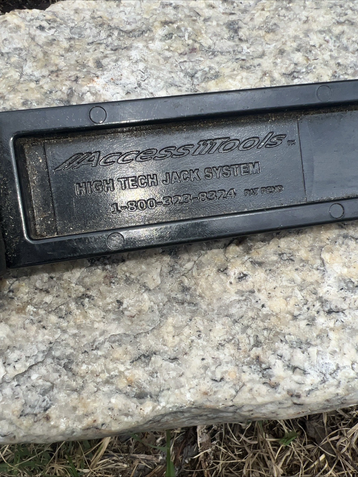Access Tools OHJ One Hand Jack Vehicle Entry Wedge Protects Paint