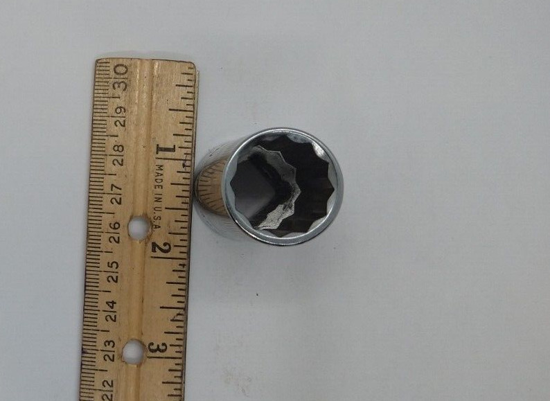 Craftsman 1/2″ Drive 19MM 12 Pt Shallow Socket Metric Top Knurl VV 44238 USA NOS
