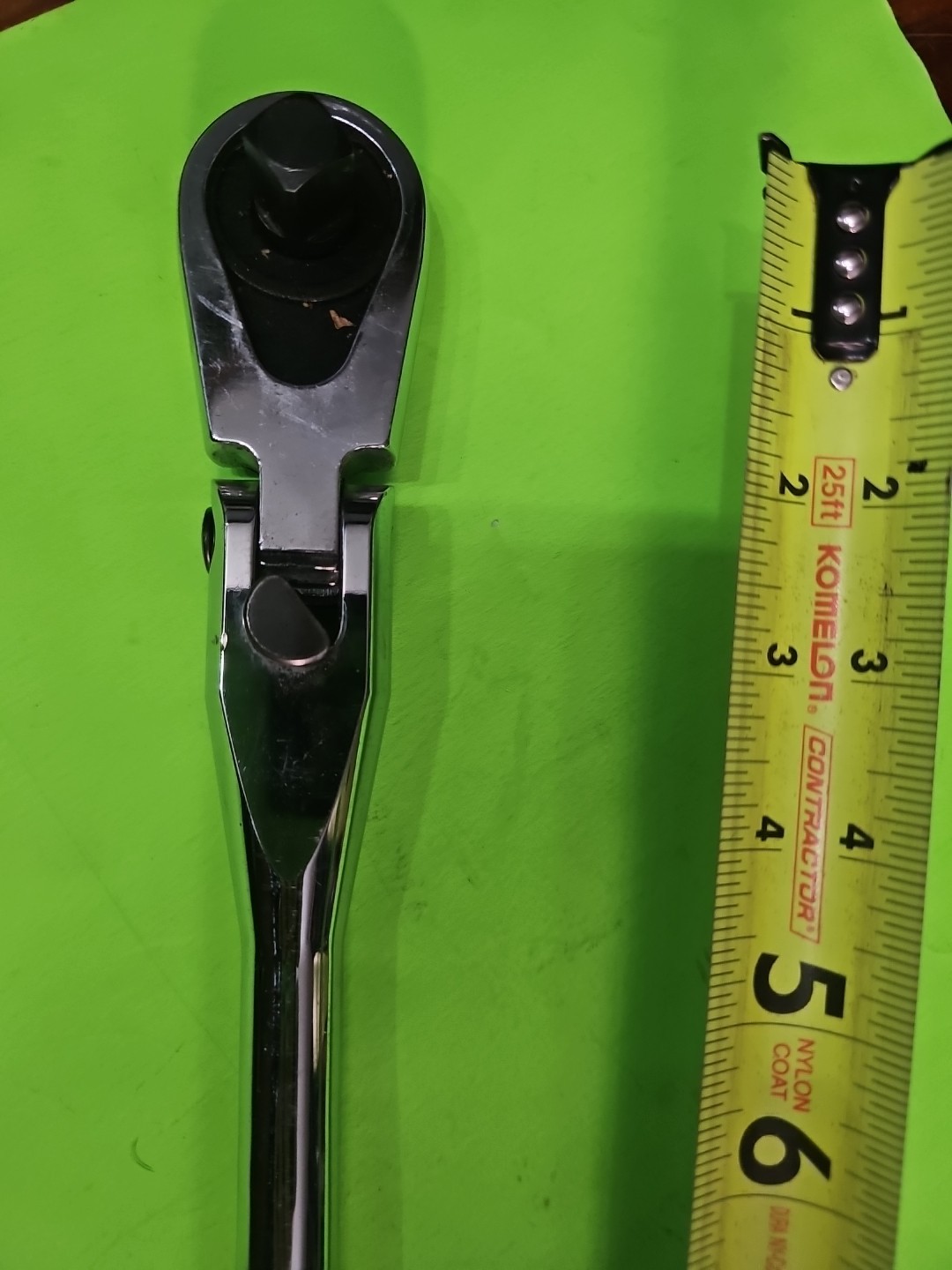 Matco 1/2″ Drive 88 Tooth Locking Flex Head Ratchet 27-3/8” CFR248LFX – Green