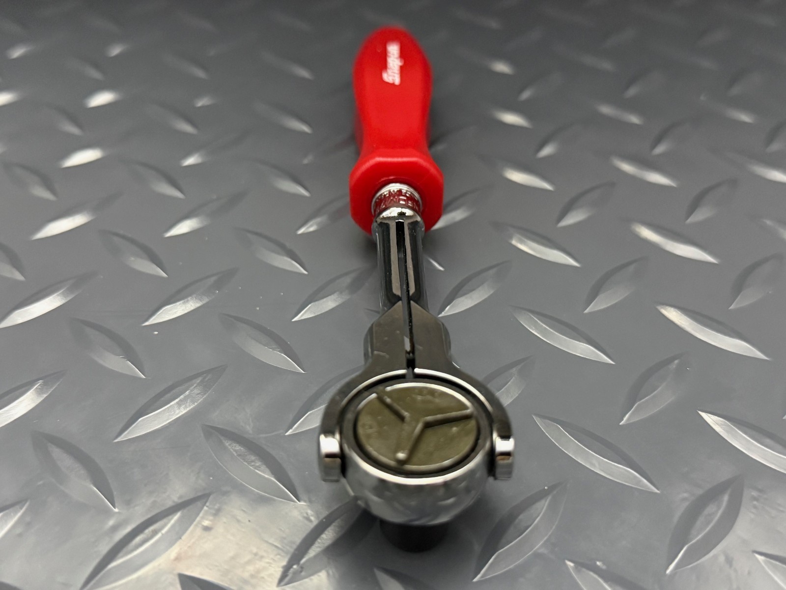 Snap-on Tools RED 1/4″ Hex Drive Round Swivel Head Bit Ratchet THNFDM72 NEW