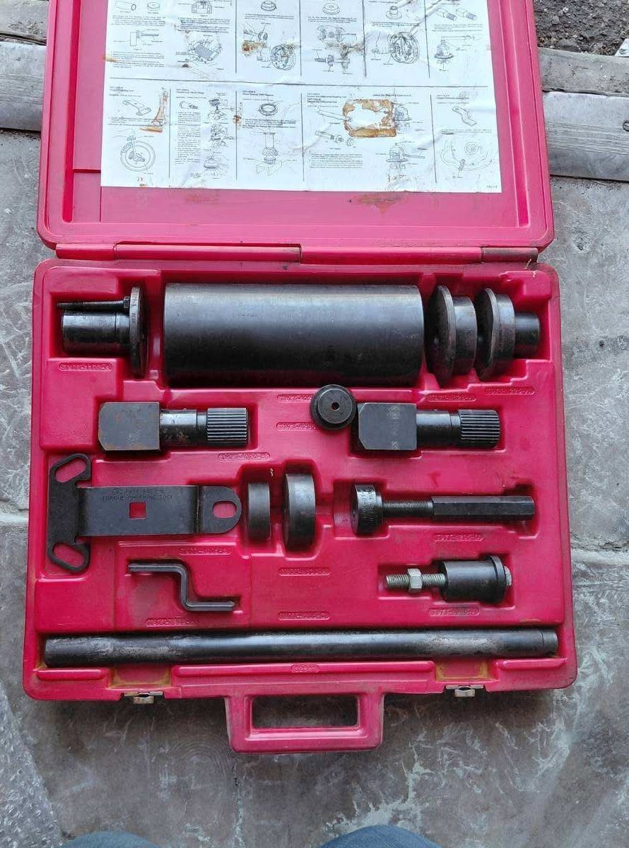 Ford 9.75 Rear End Tool Kit T917T-1000-A Otc