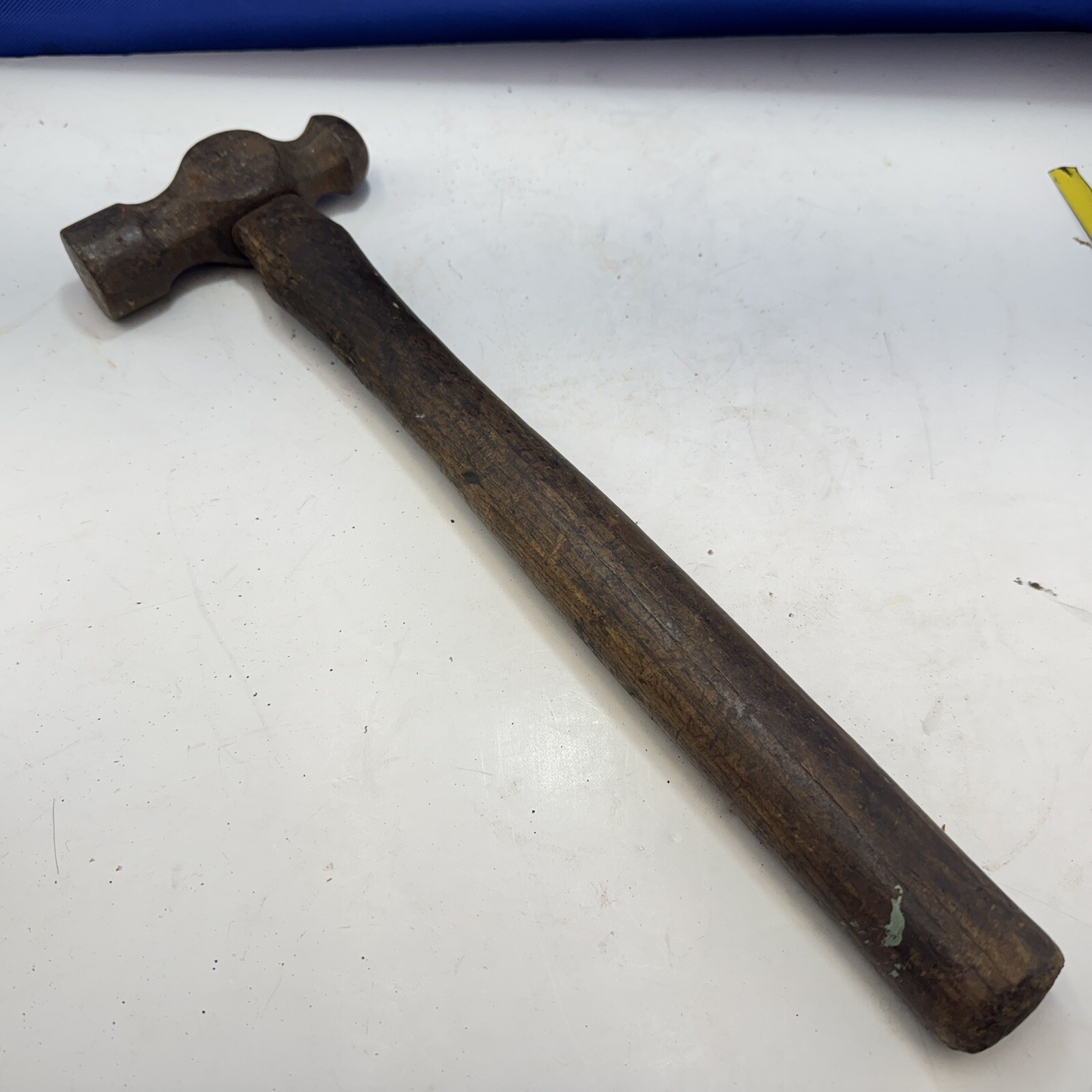 Ball Pein Hammer 900g 15″ Hickory Shaft Vintage Reclaimed Tools Carpentry