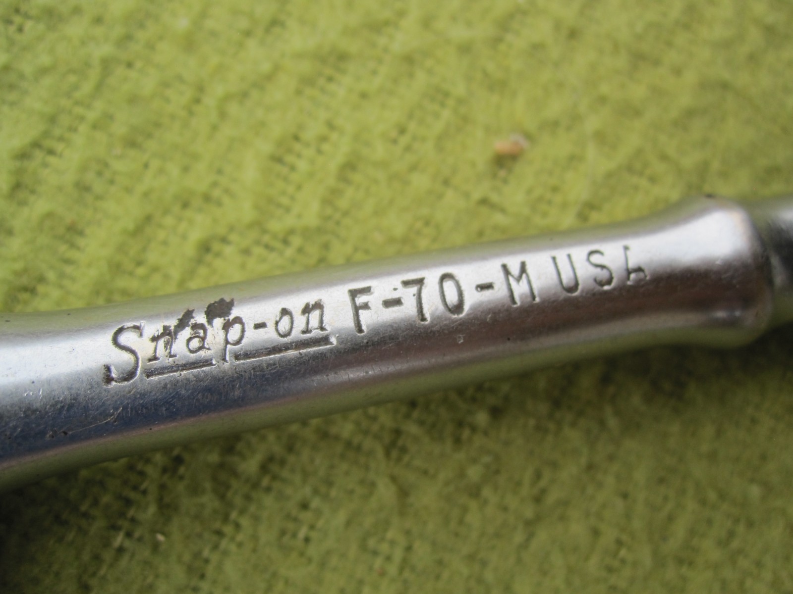 Snap On Vintage Standard 6-7/8″ Long 3/8″ Drive Ratchet USA F-70-M