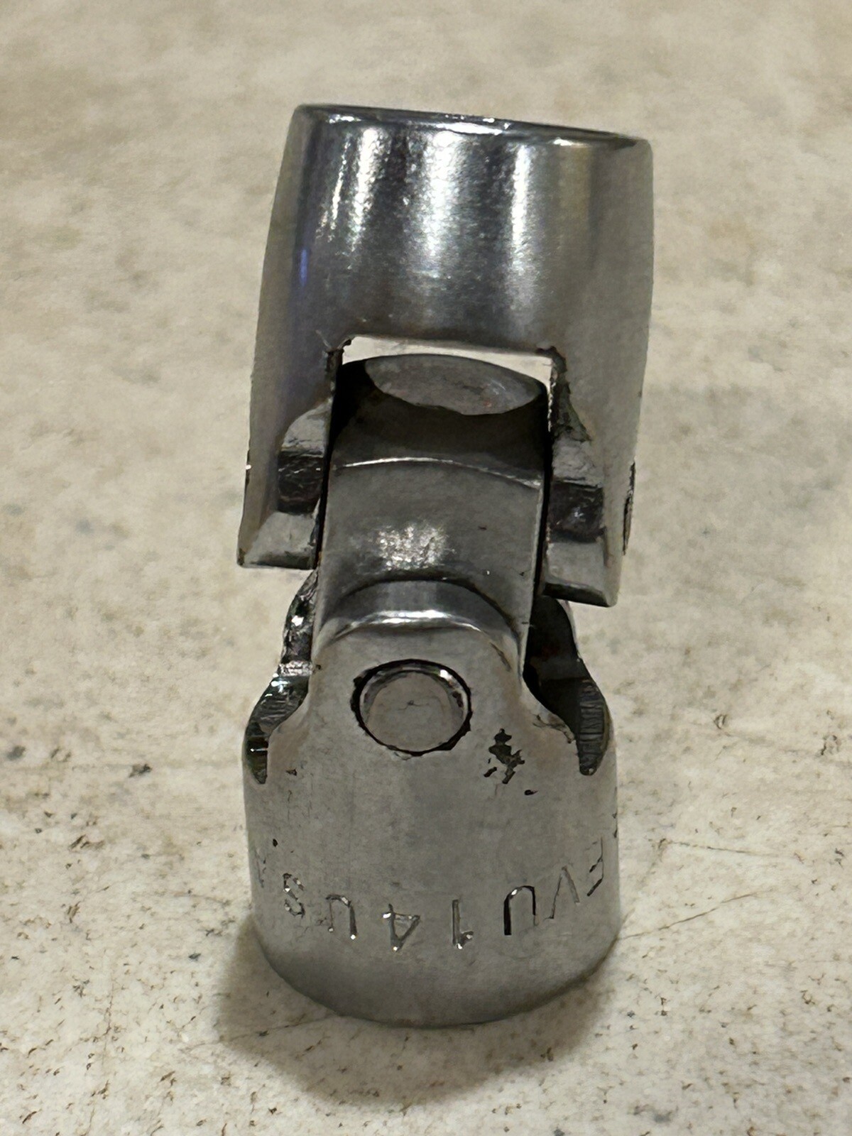 Snap On 3/8 Drive 7/16 12PT Swivel Socket FVU14