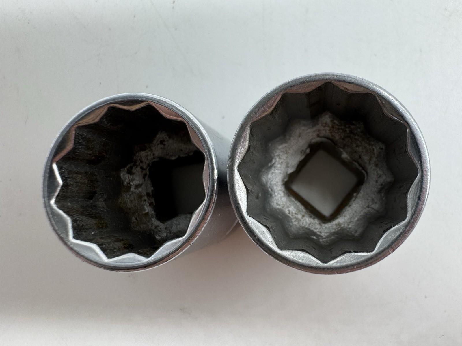 Craftsman 3/8″ Drive 11/16″ #44336 and 3/4″ #44337 12-pt Std Depth Sockets -V-