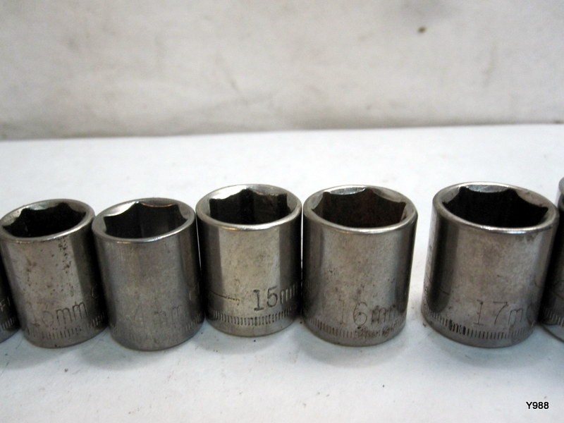 CRAFTSMAN set of 16 sockets mix lot see description