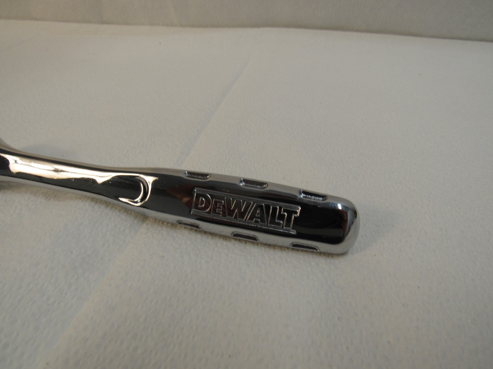 DeWalt DWMT81097 3/8″ Drive Quick-Release Ratchet 72-Tooth Gear – Chrome