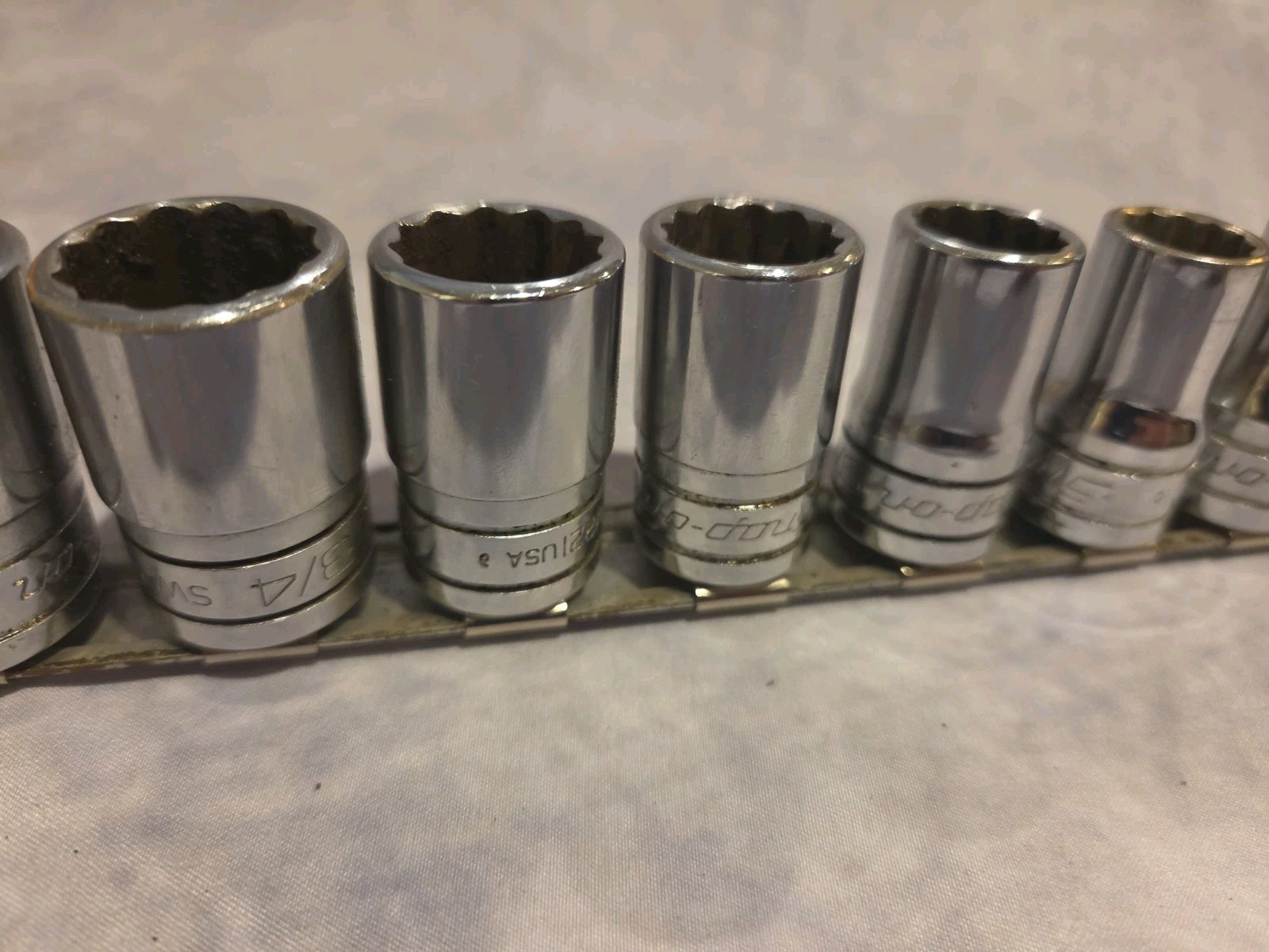 Snap On 12 Piece 1/2″ Drive 12 Pt SAE Socket Set 3/8″ – 7/8″ A135 A136 SXW2 +