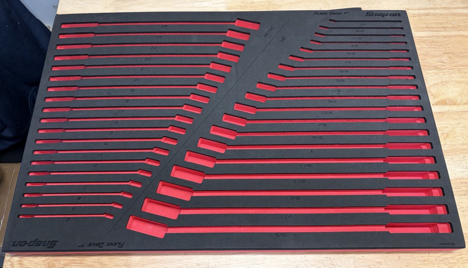 Snap-on RED Flank Dr Plus FOAM TRAY 38pc SAE Metric Combo Wrench Set FMWR13B