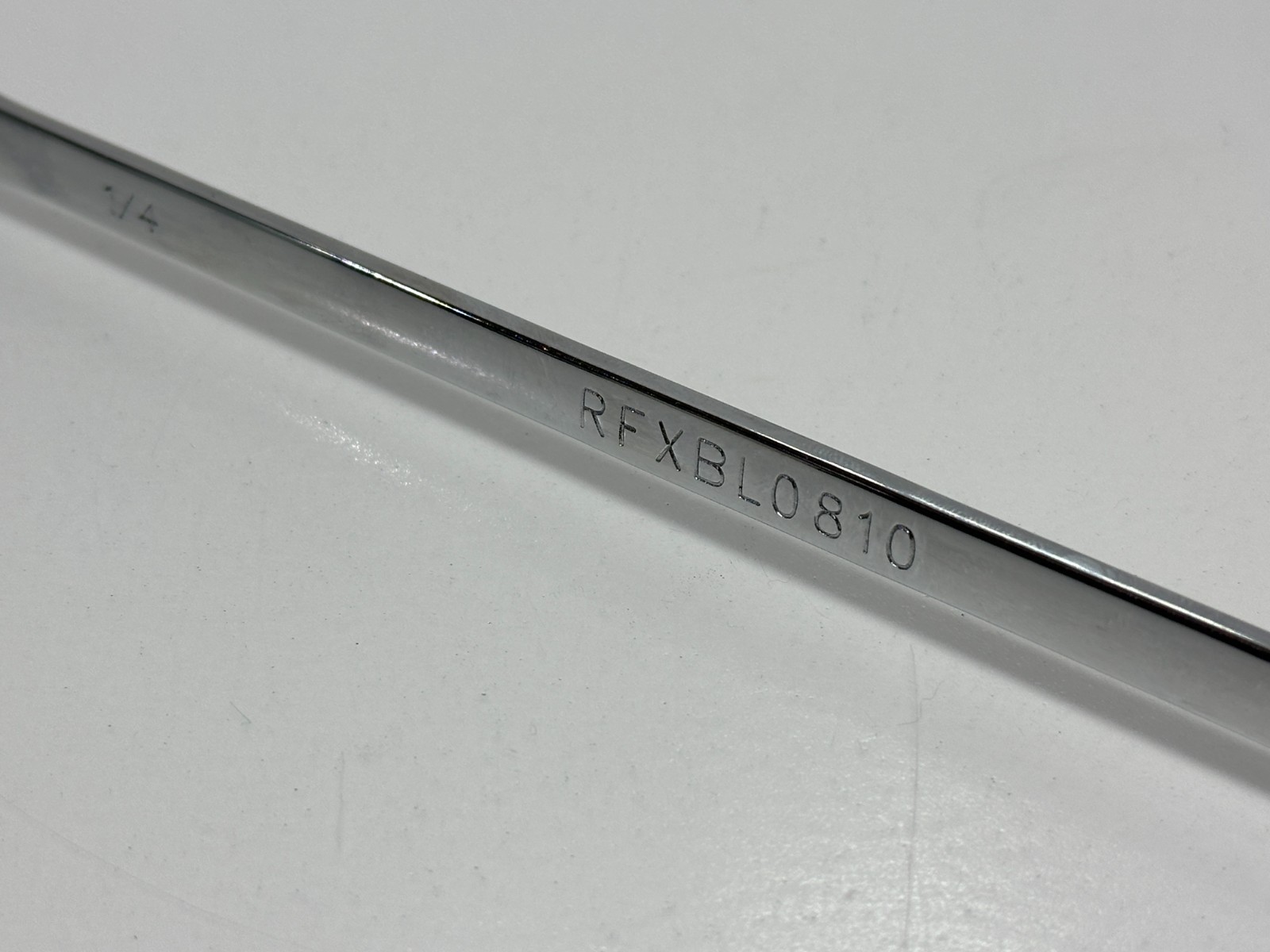 Matco Tools RFXBL0810 SAE 1/4″ x 5/16″ Extra Long Double Flex Ratcheting Wrench