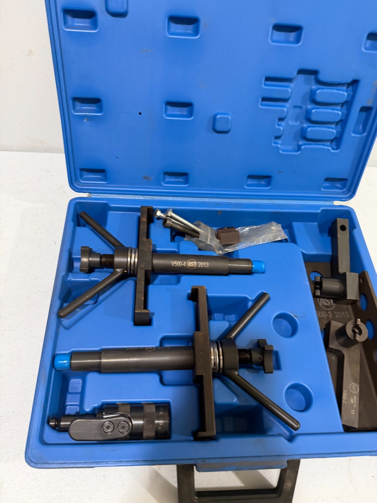 Assenmacher AST V500 Volvo camshaft crankshaft alignment tool 6E