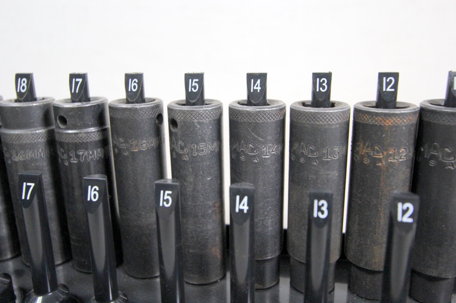 15pc Mac Tools 1/2″ Drive Metric Impact Socket Set 6 Point VDP6 READ DESC
