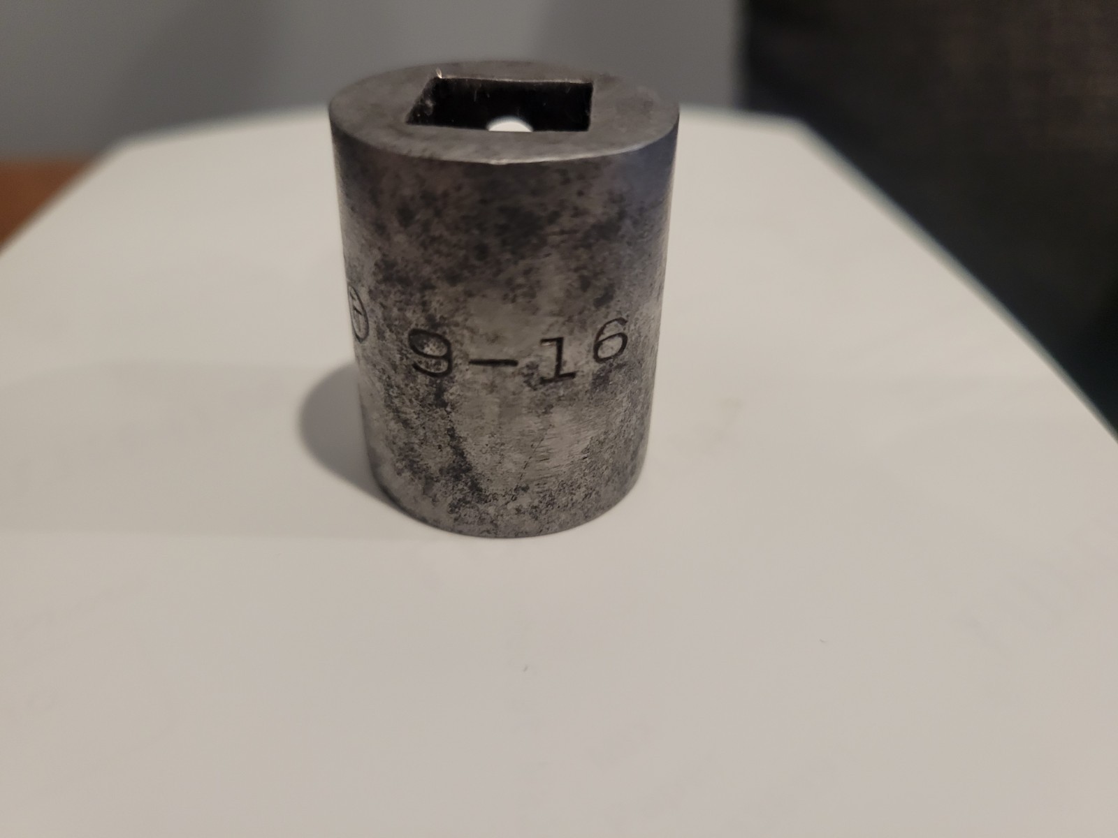 VINTAGE CIRCLED TT. 9-16 NO. 518SS. SHALLOW 8PT. SOCKET 1/2 » DRIVE